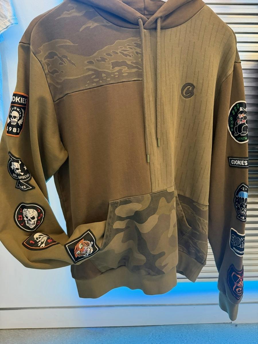 (XL) - PULLOVER HOODIE W/ CONTRAST PANELS - CAMO