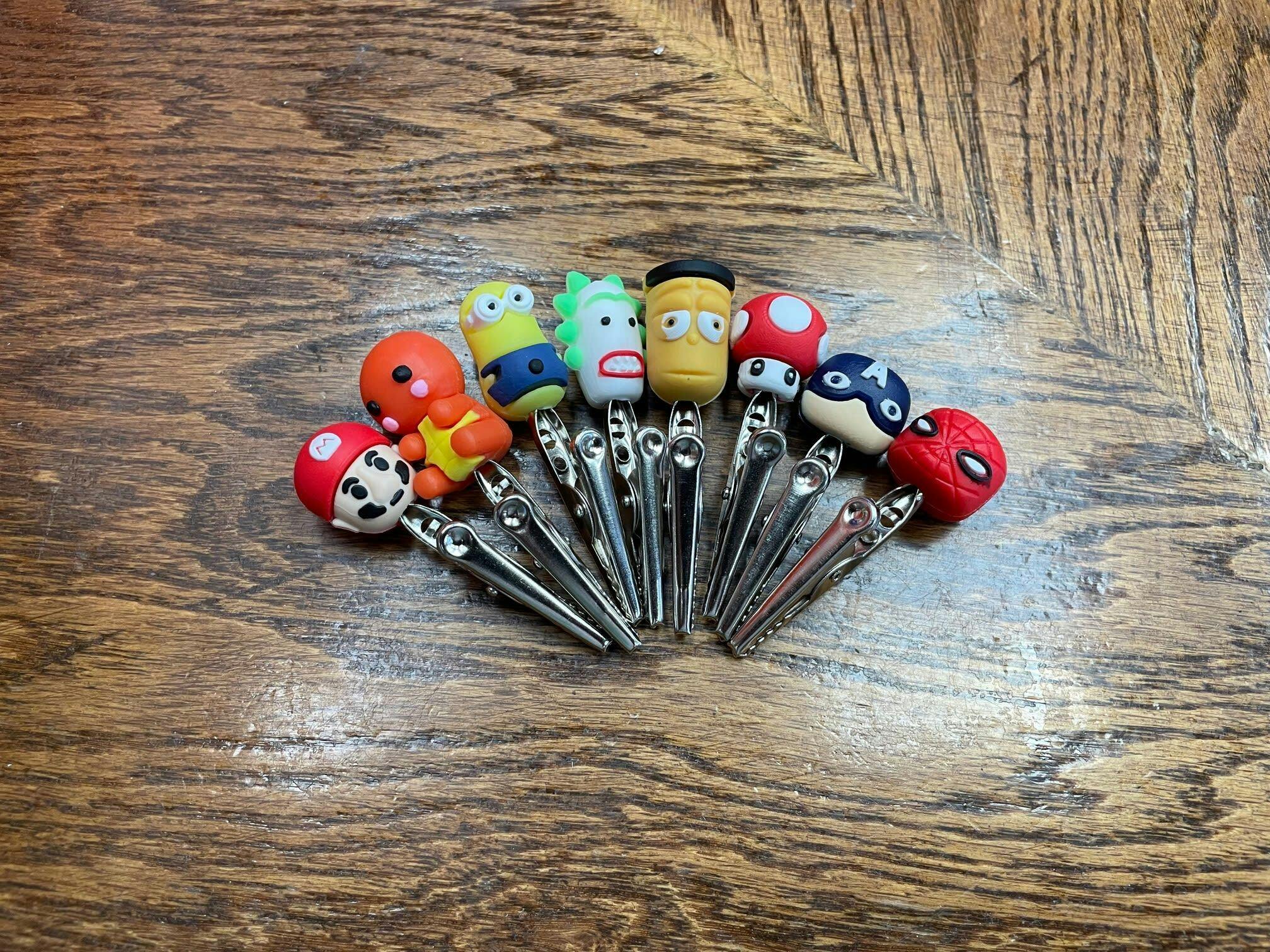 Cartoon Heads Roach Clip