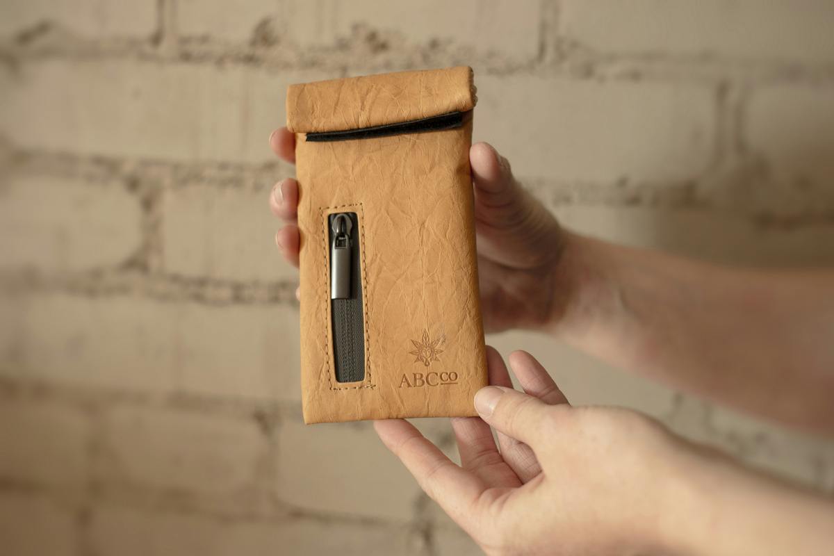 ABC Co - The Sinum - Smellproof mini pouch