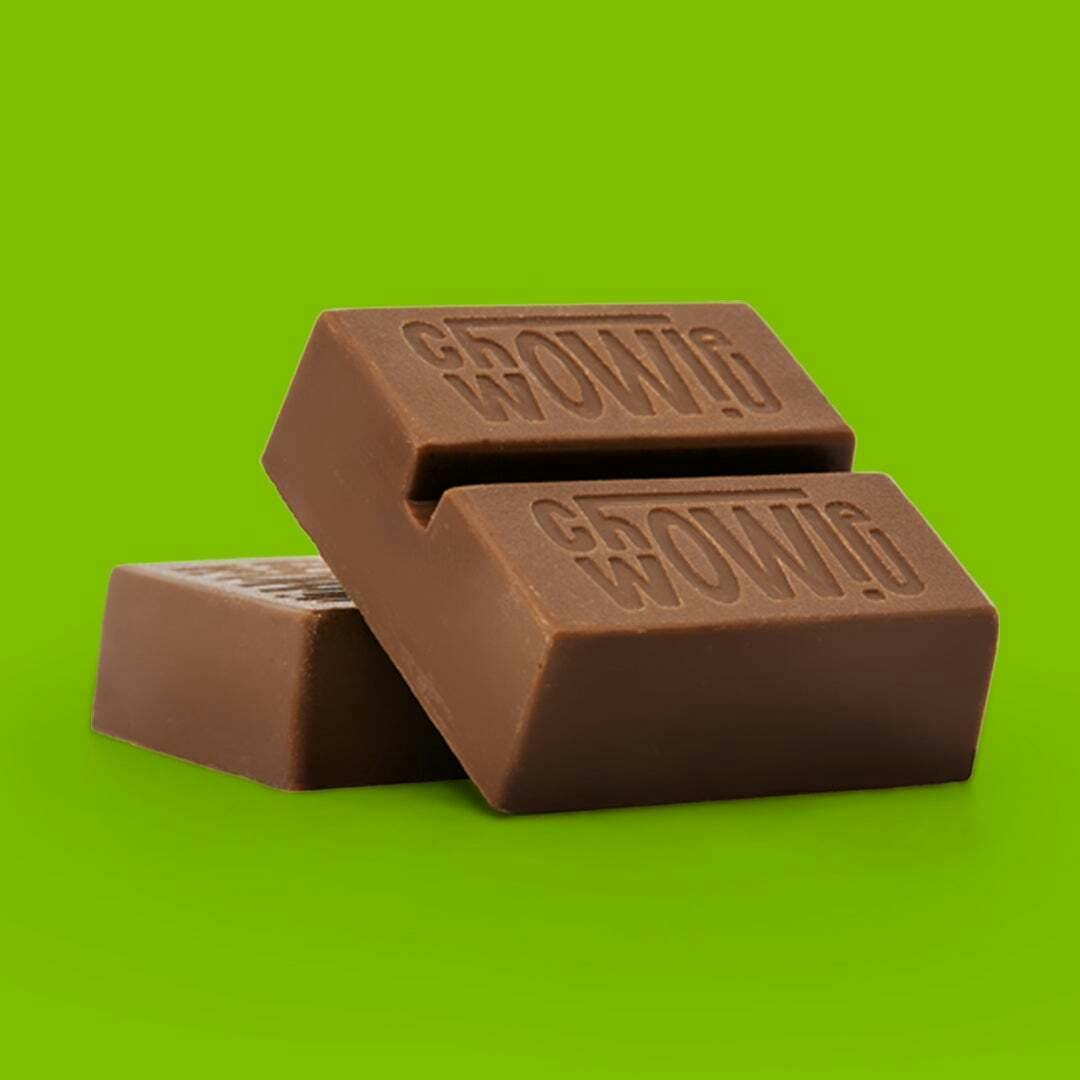 Chowie Wowie - Solid Milk Chocolate Bar - Hybrid - 1 Pack