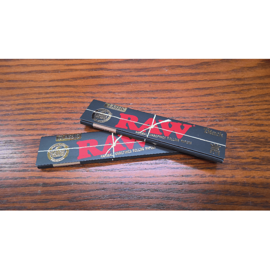 Raw Classic Black King Size Slim Rolling Papers