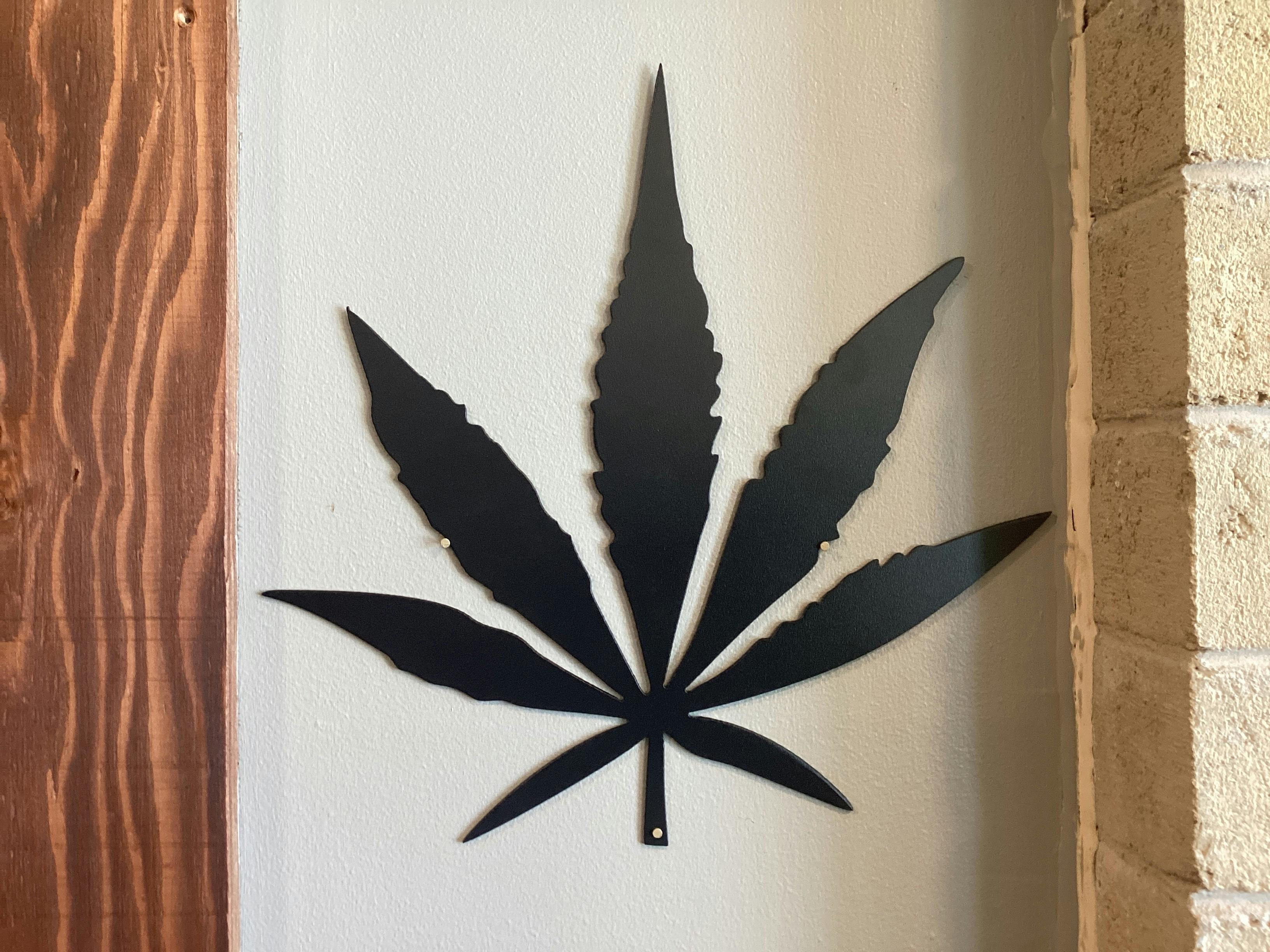 Cannabis Leaf - Cannabis Leaf