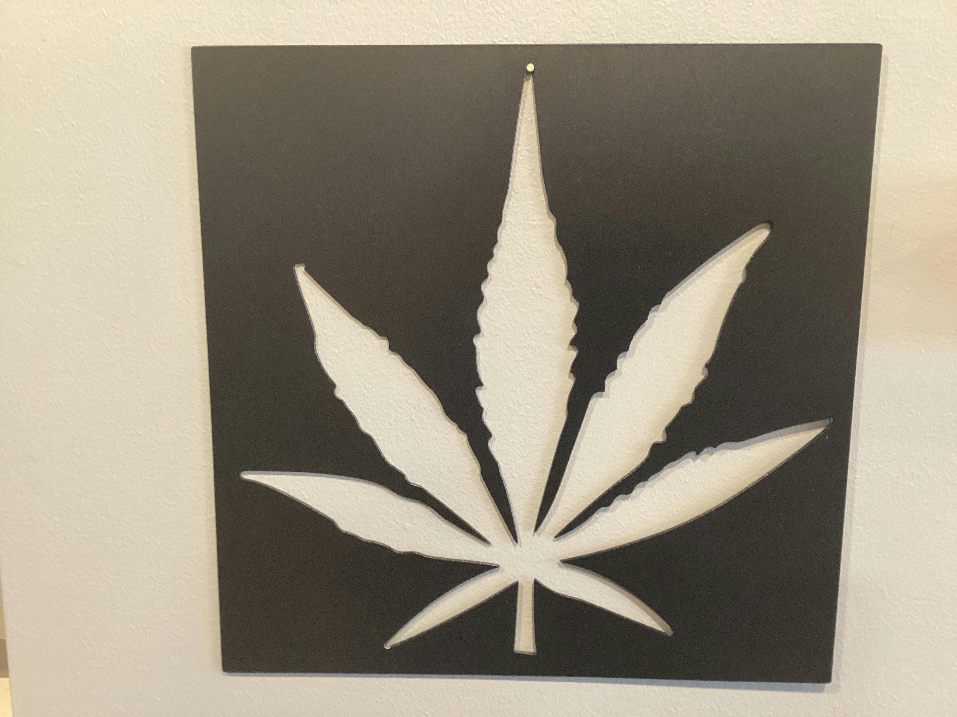 Boxed Cannabis Leaf - Boxed Cannabis leaf