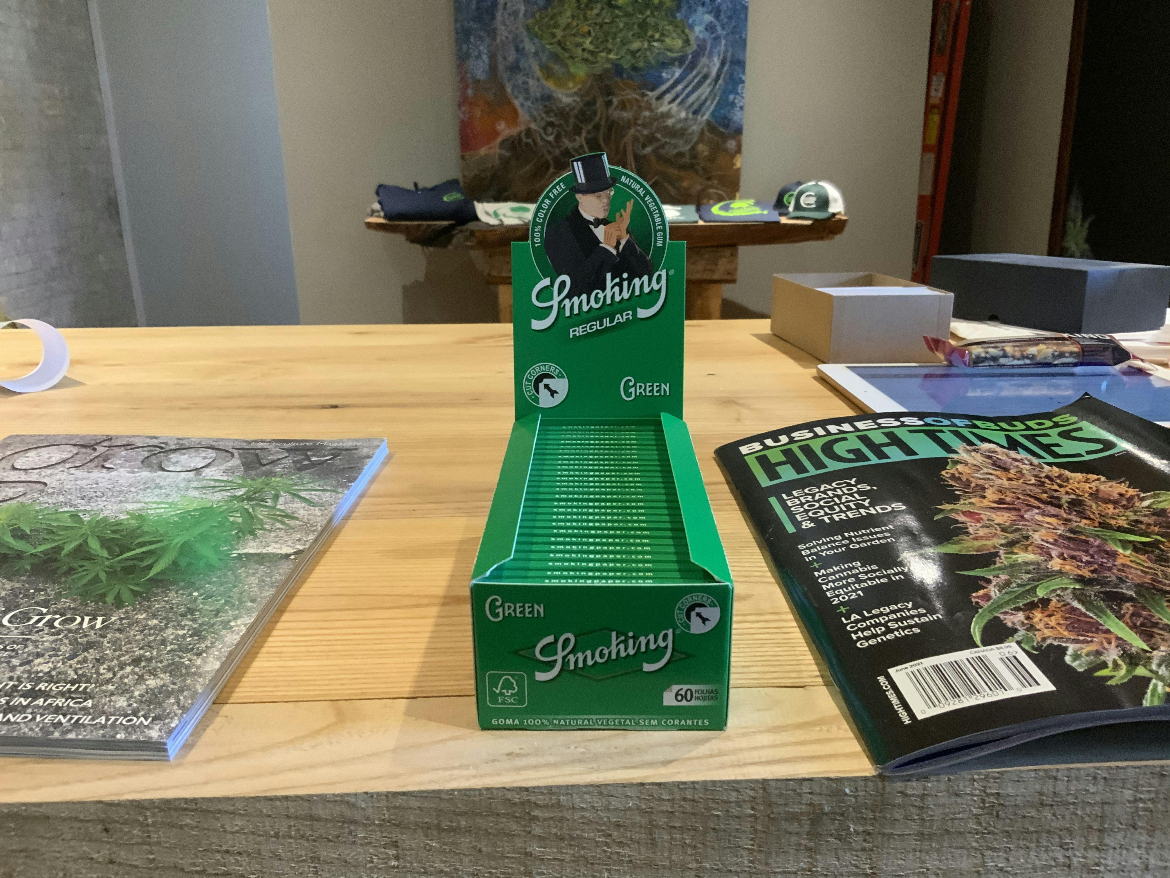 Smoking Green Regular Papers - Smoking Green Papers