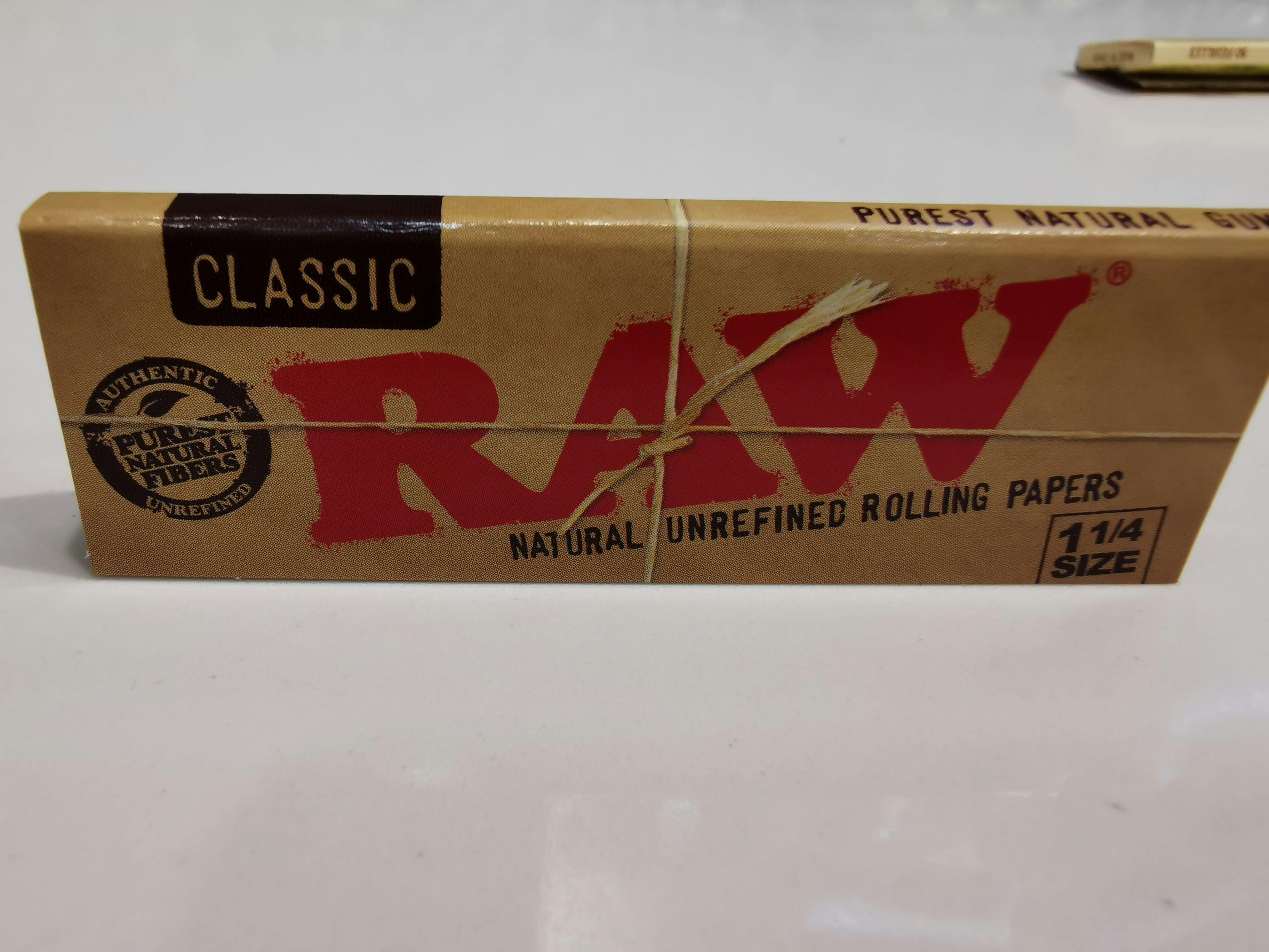 ALL Raw 1-1/4 Papers