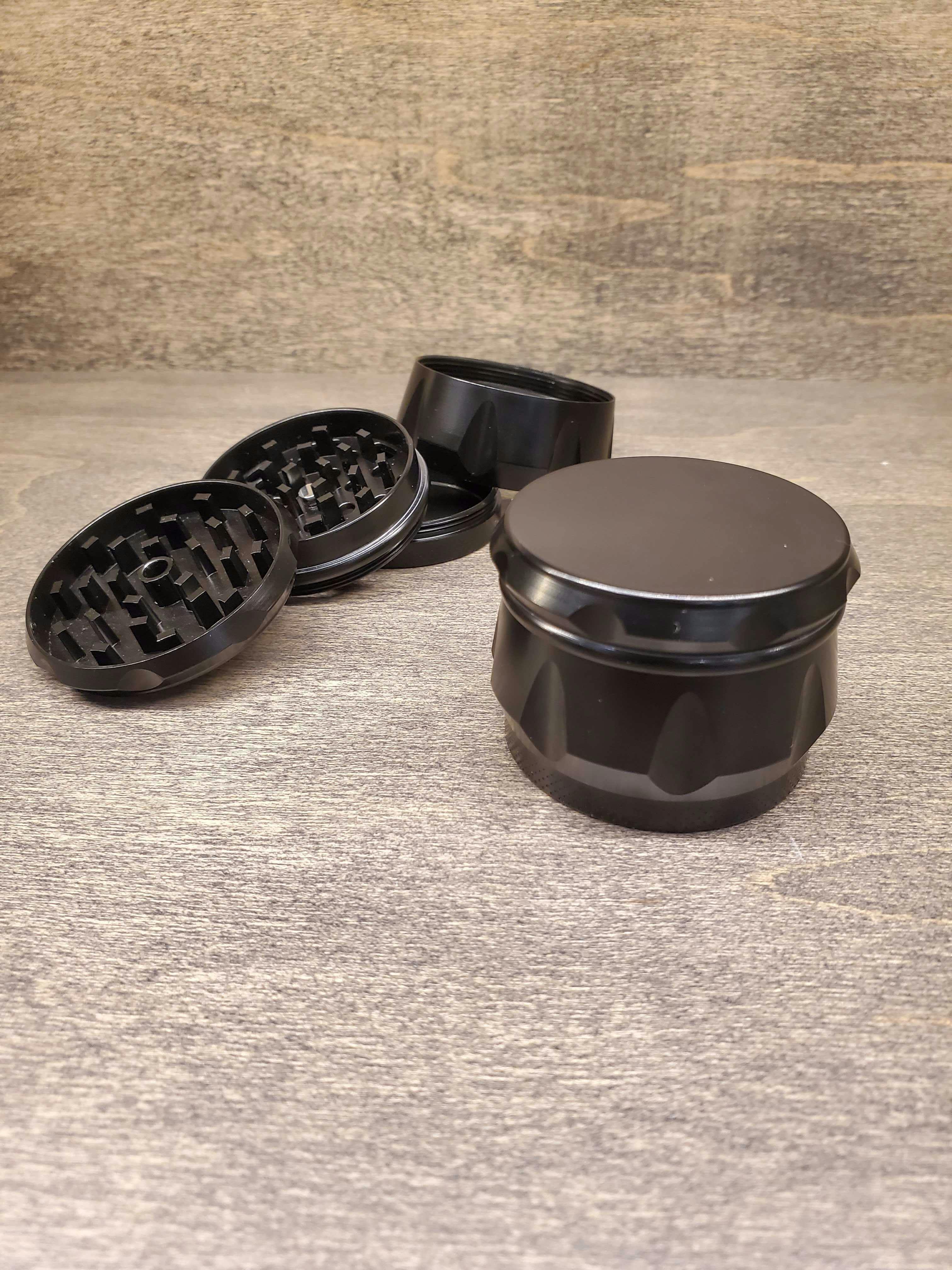 2" Four Piece Notched Grinder - Black