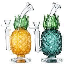 GLASS PINEAPPLE BONG