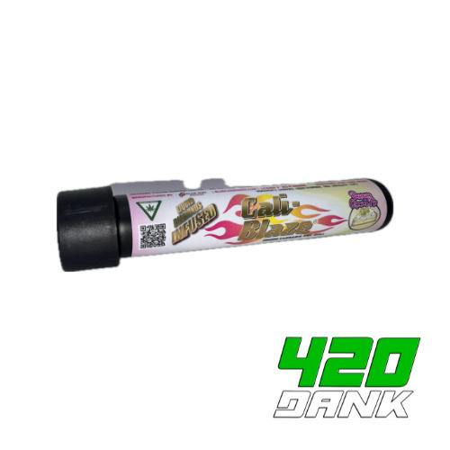 Gold Crown - 1.5g Tarantula - White Gummy Bear