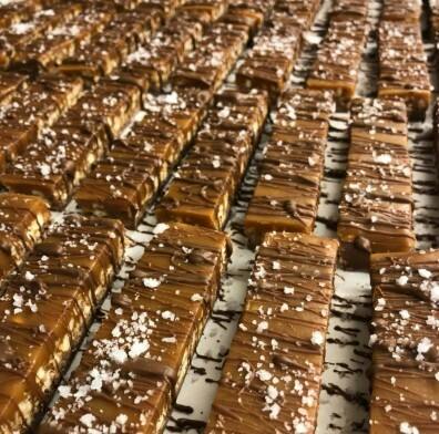 MoMo's Caramel Pretzel Crunch 10pk