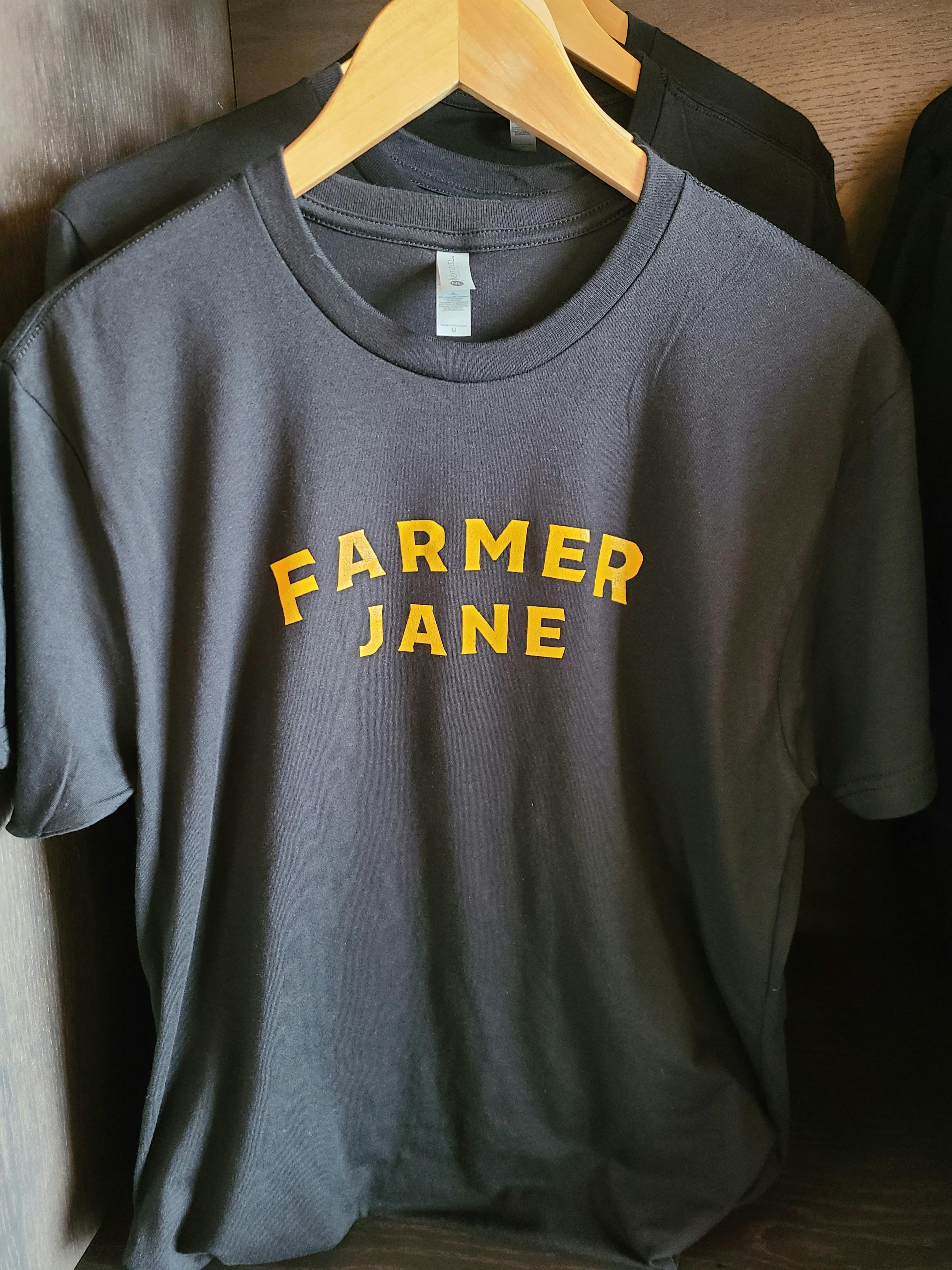 FJ Large Logo T (M) - Shirts