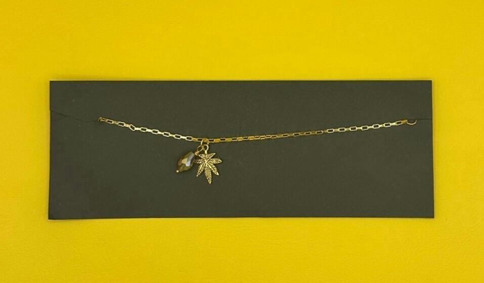 XY, Anklet - styles may vary