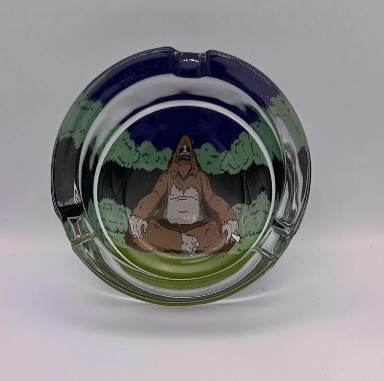 T, Ashtray - colors and styles may vary