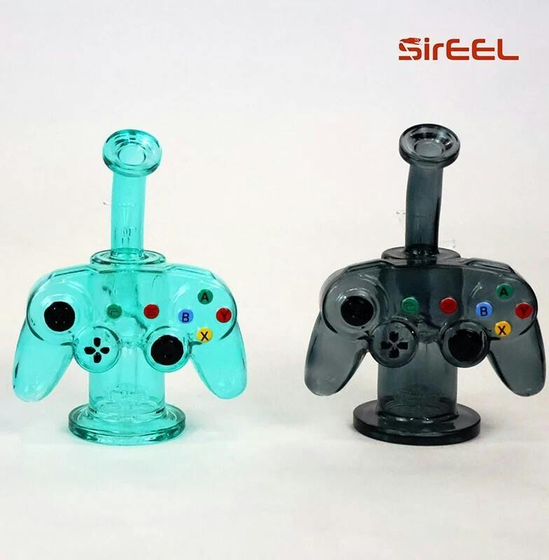 LUV, SirEEL 7" High Score Gamer Controller water pipe