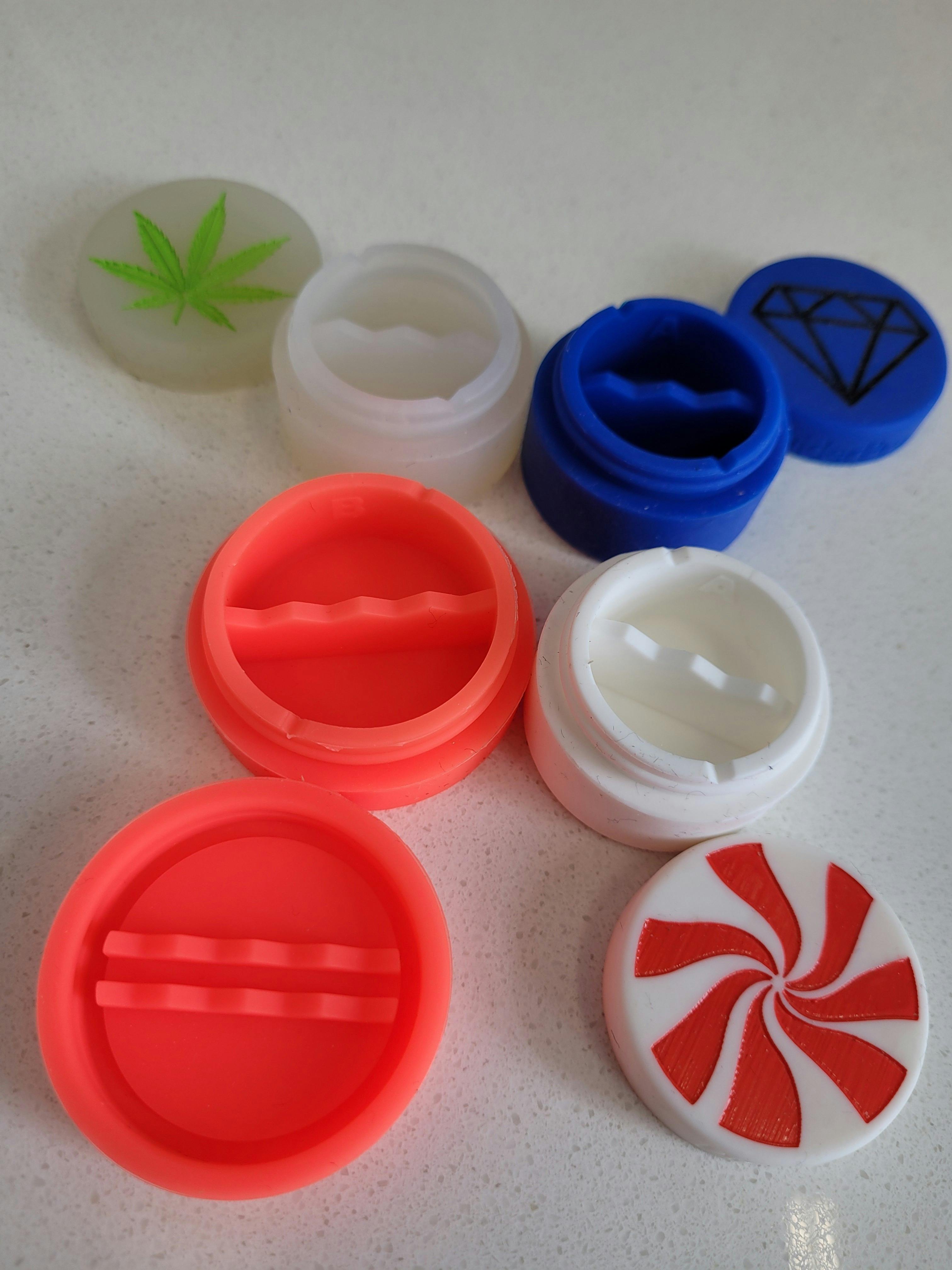 Extracts Puck Containers Two Spaces - 1.5"