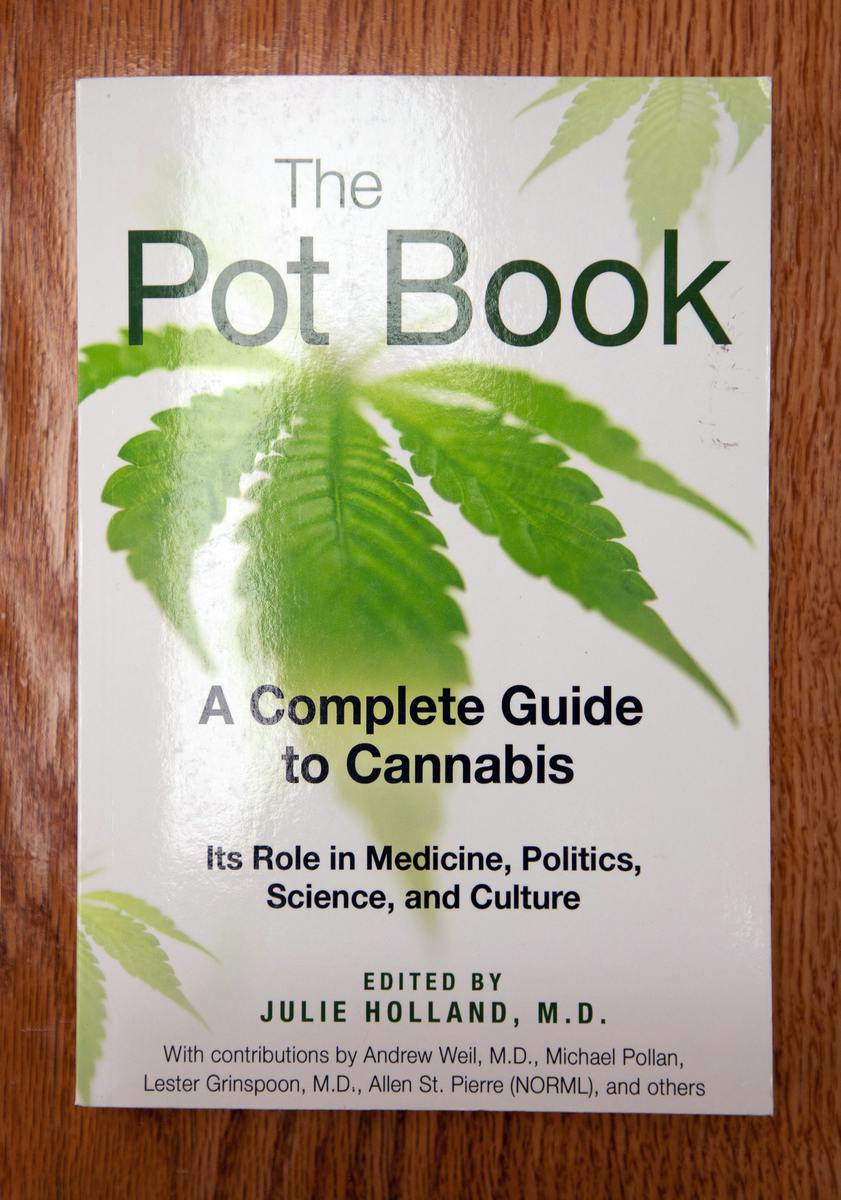 The Pot Book: A complete guide to Cannabis (Book)