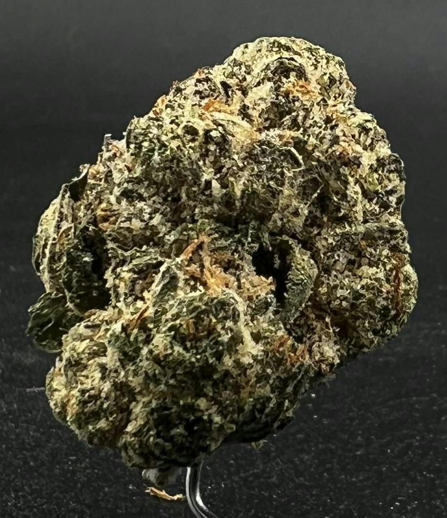 LCG x ZKITTLEZ (Organically Grow) THC 30.11%TERP 3.23% IND DOM HYB