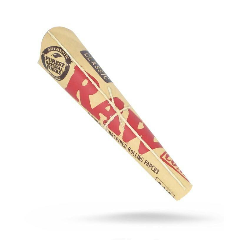 RAW Classic Pre-Rolled Cones | 1-1/4" | 6pk at Higher Love Cannabis Dispensary Munising
