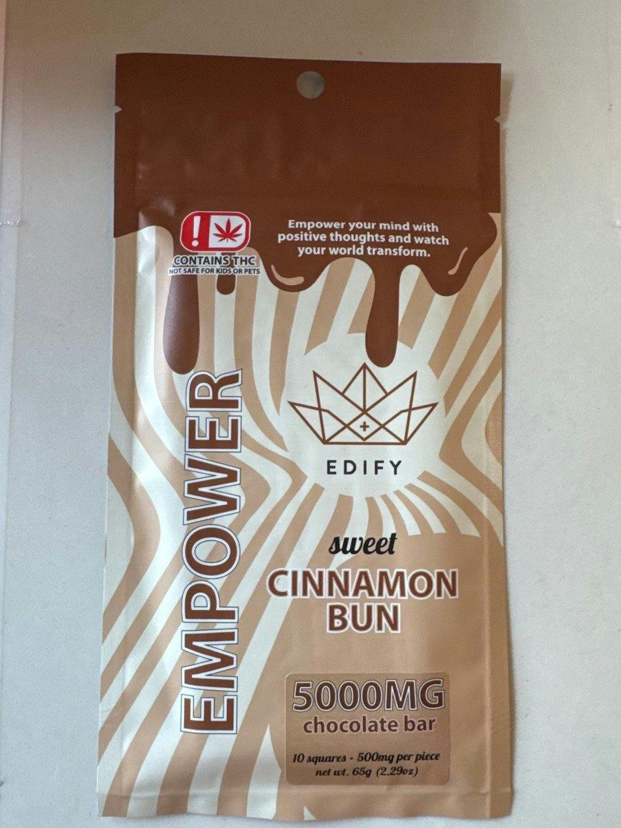 Edify-Cinnamon Bun Chocolate Bar-5000mg