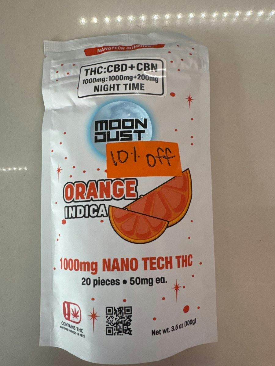 Moon Dust Nano Gummies 2200mg 1:1 THC CBN Orange