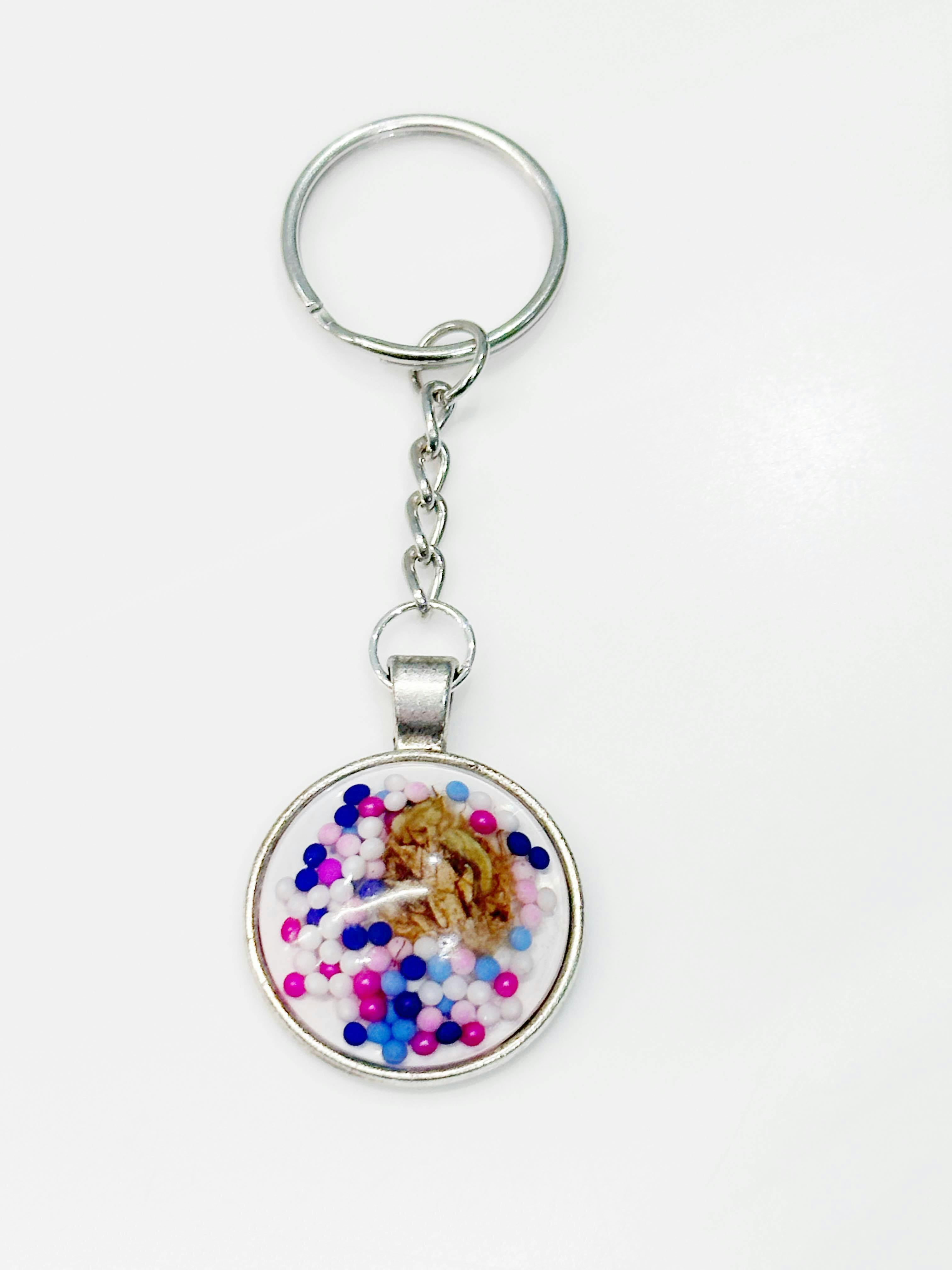 Bud Kitten Jawbreaker Circle Keychain