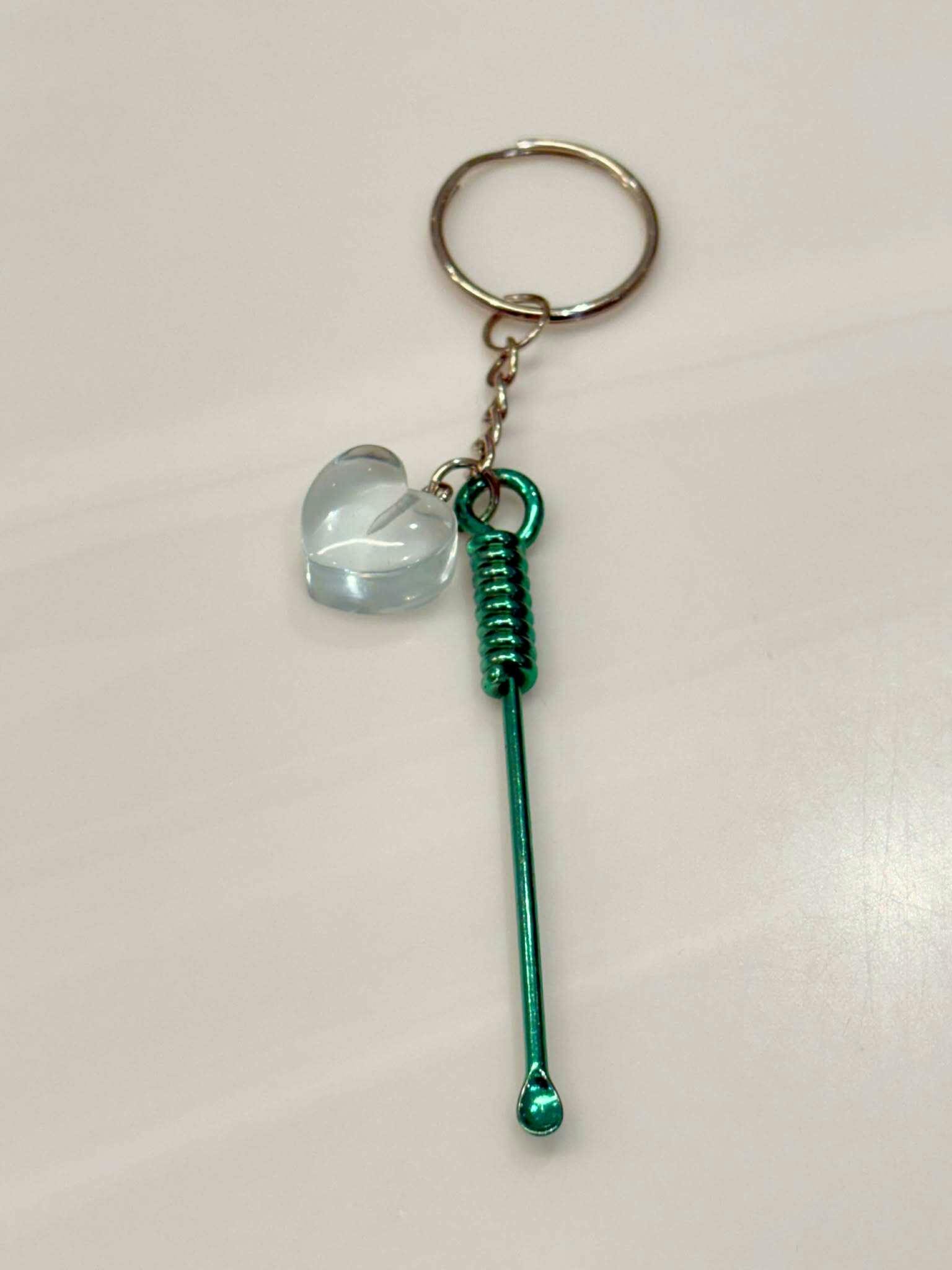 Bud Kitten Dab Tool Keychain - Green + Blue Heart