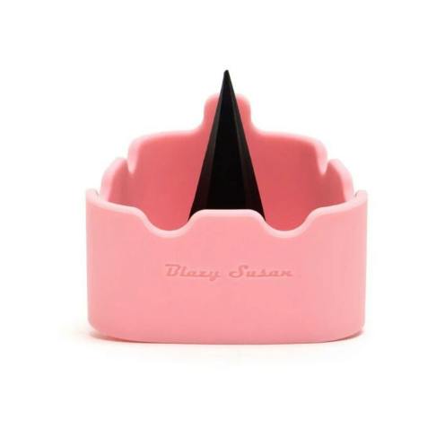 ASSORTED SILICONE ASH TRAY W/ POKER