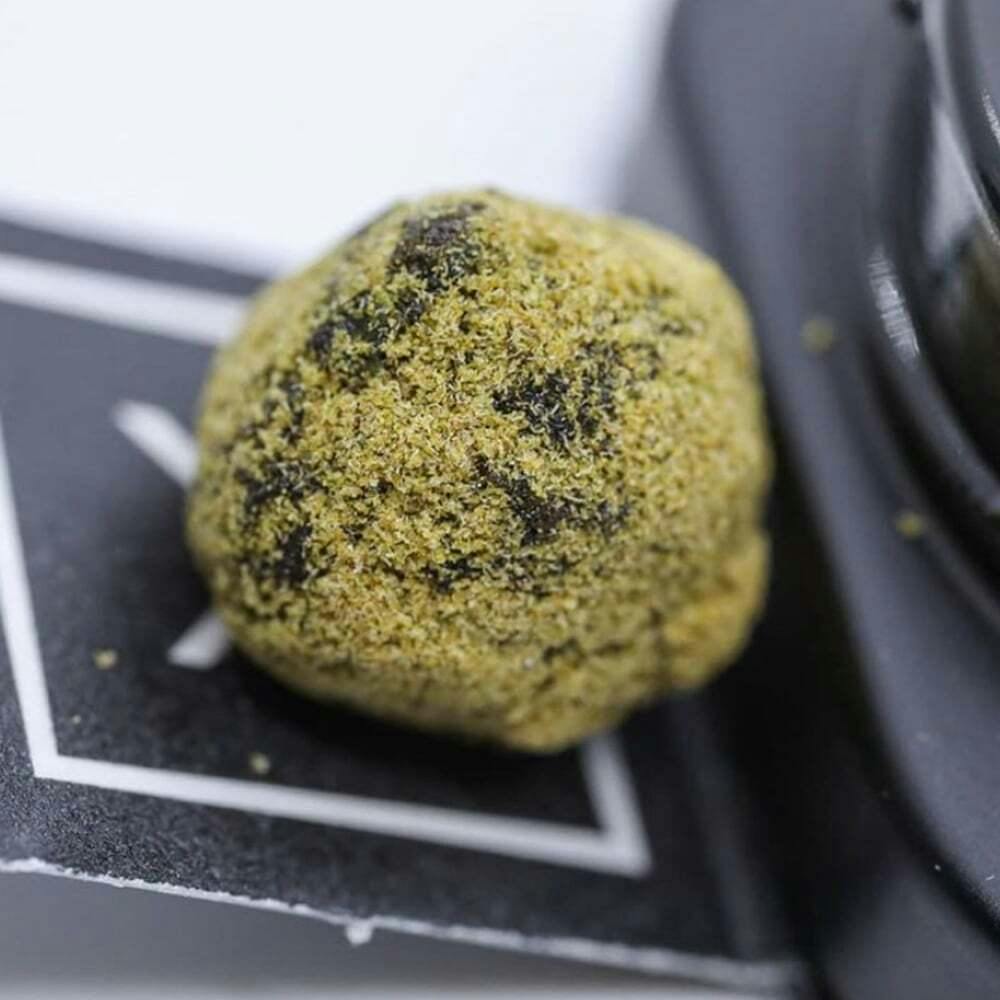 Scotch & Soda | Kaviar - Moonrocks