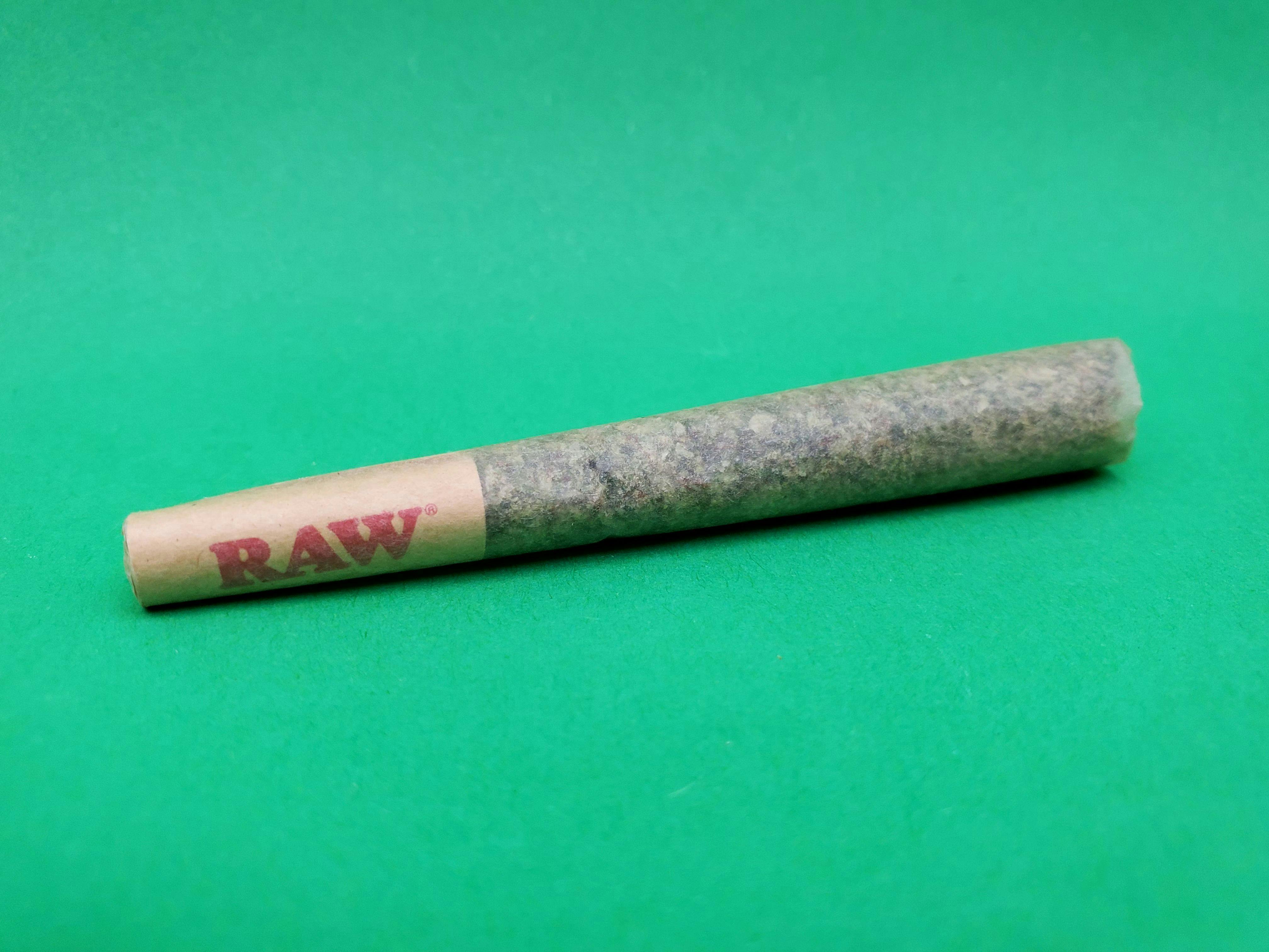 Pre-Roll - Flower - Alien OG 1g by Blueberry Hill 27.72% - Terps 1.10% - Hybrid - 0713