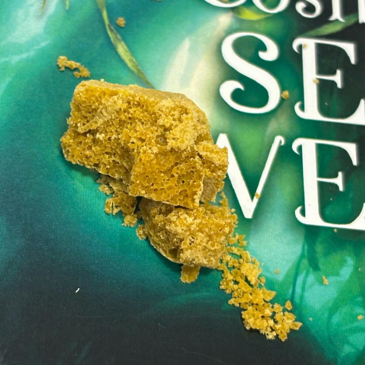 Concentrate - Crumble - Sherbanger 1g by Cosmic Seaweed 80.01% - Terps 1.75% - Hybrid - 8889