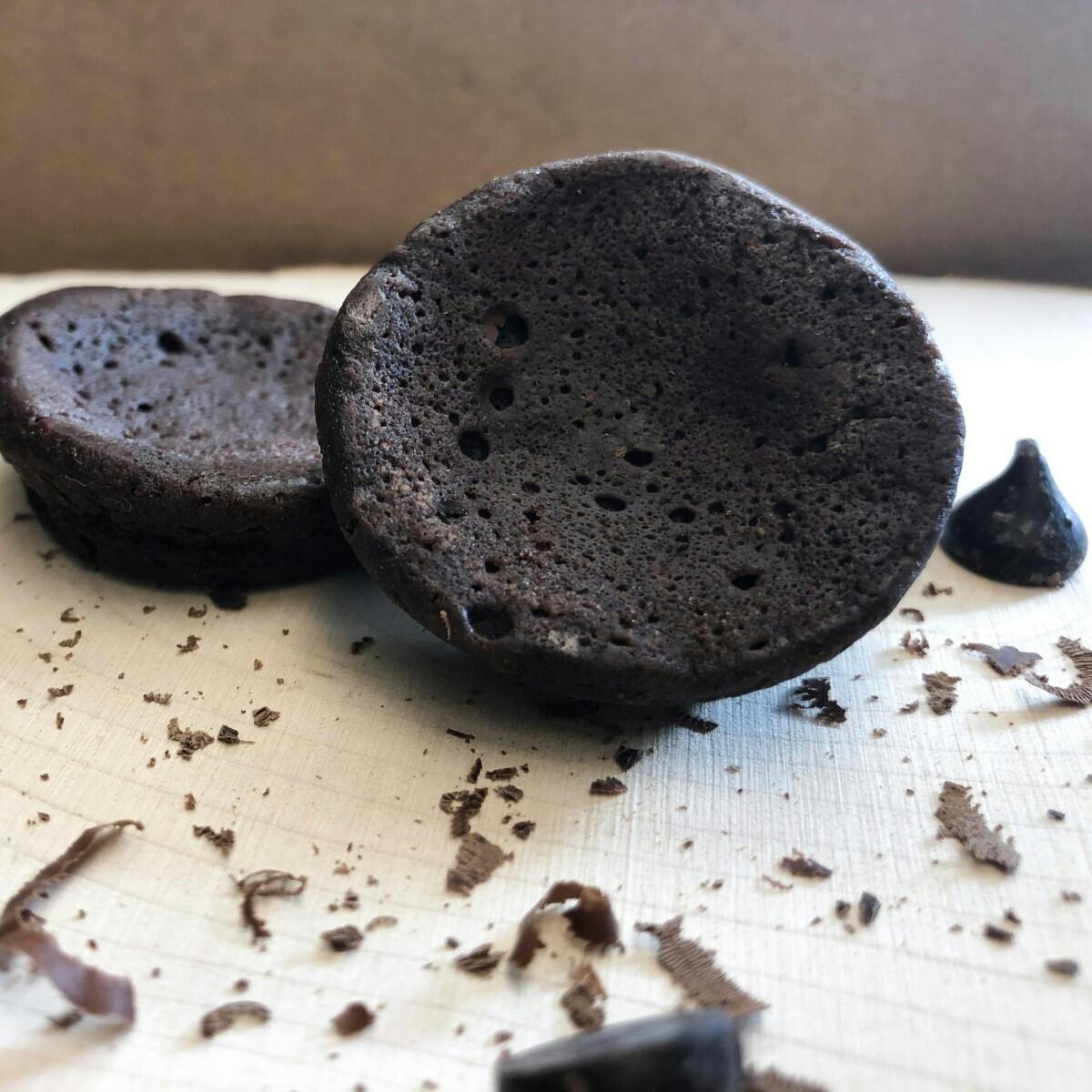 Edible - Cookies - Queen Mary's Chocolate Tortes 1:1 THC:CBD by MoMo's Bakery 100mg - Hybrid - 5006