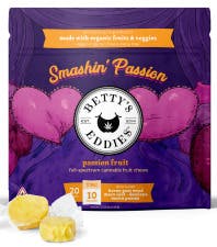 Smashing passion Betty