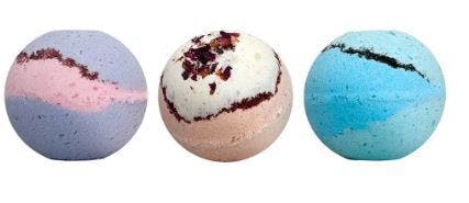 Blue Dream-Chocolate Hash Berry-Bubba Kush Bath Bomb - 3x130g
