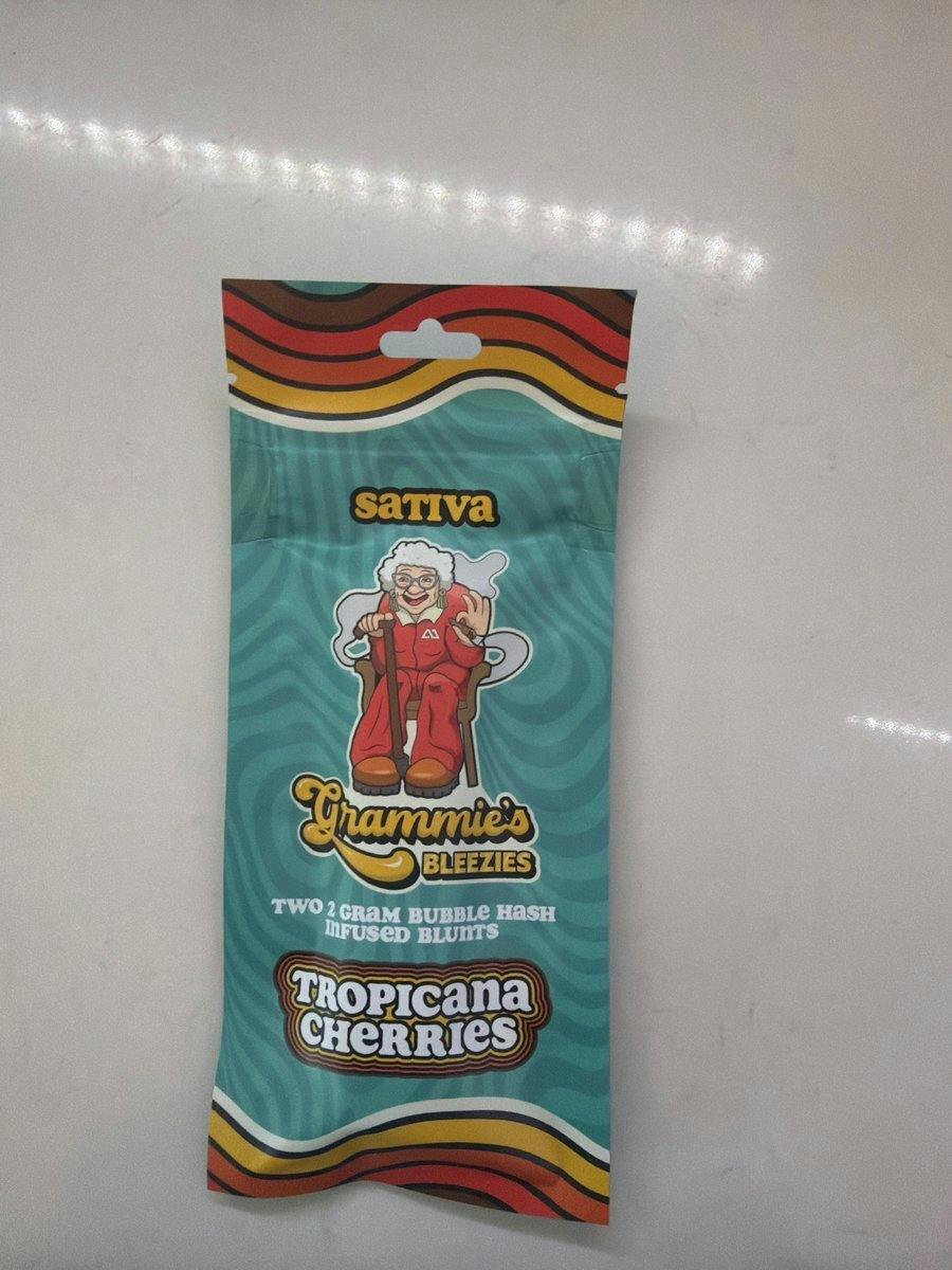 Grammie's - BLUNT (BUBBLE HASH INFUSED) - Tropicana Cherries - (4g)