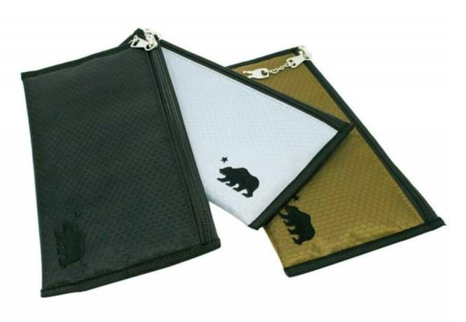 Cali Pouch - GREEN