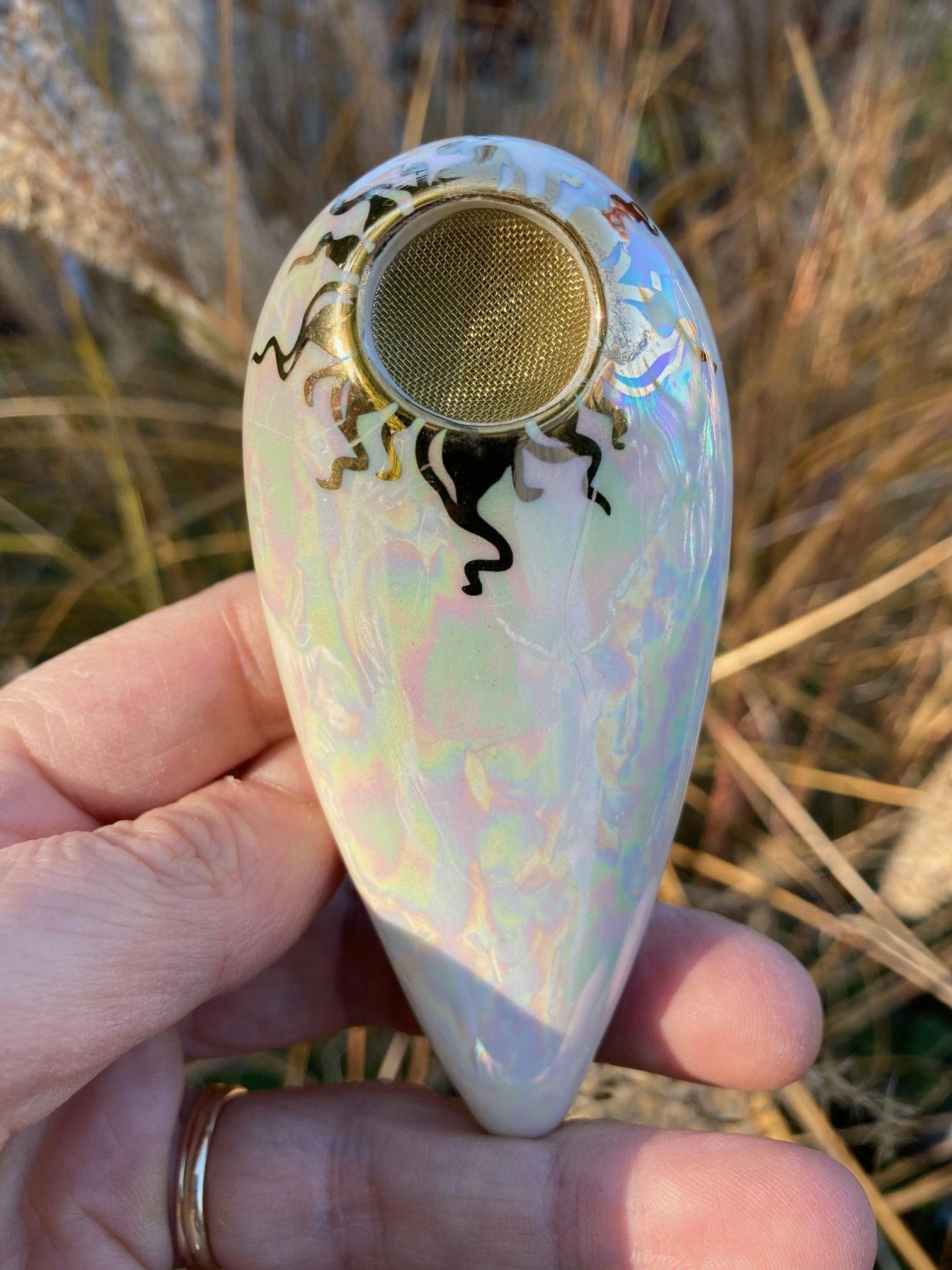 Oval Hand Pipe White w/ Silver - One Size