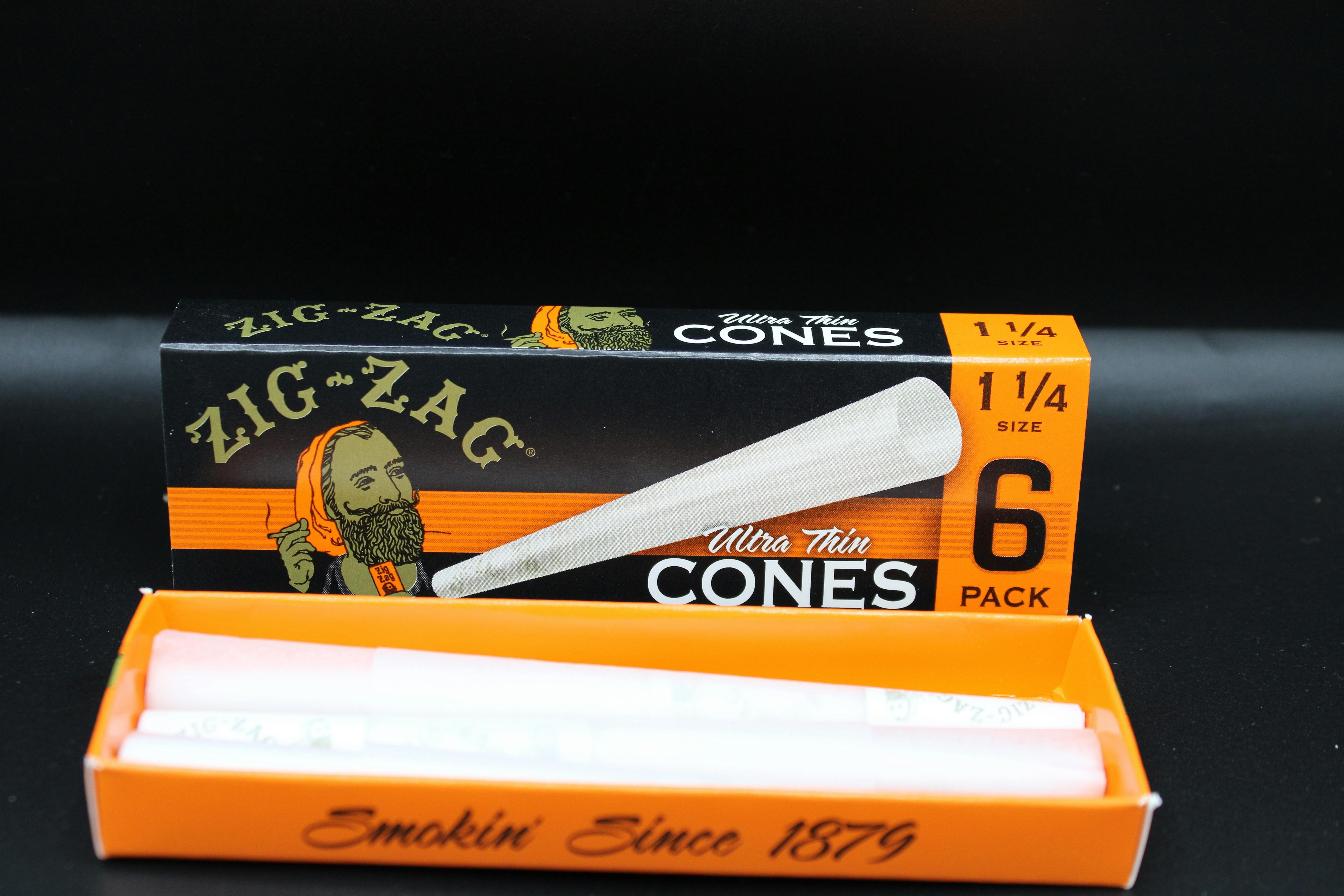 Zig Zag - Paper Cones (6; 1 1/4 Size)