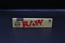 Raw King Slim Rolling Papers