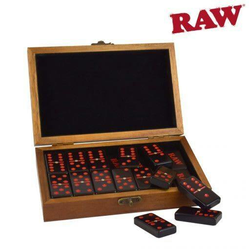 RAW - Dominoes