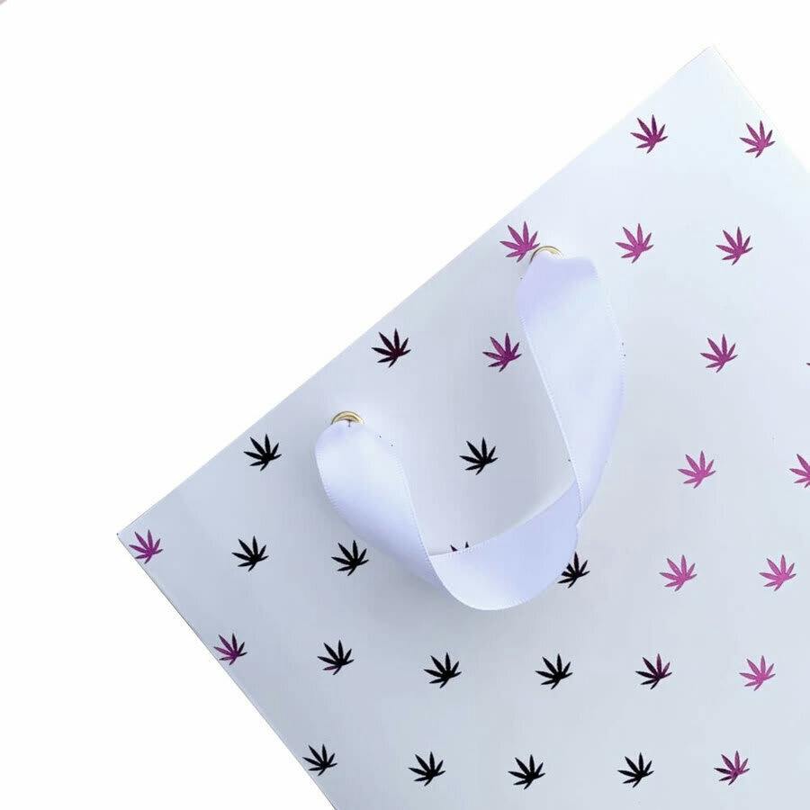 Magenta Leaves