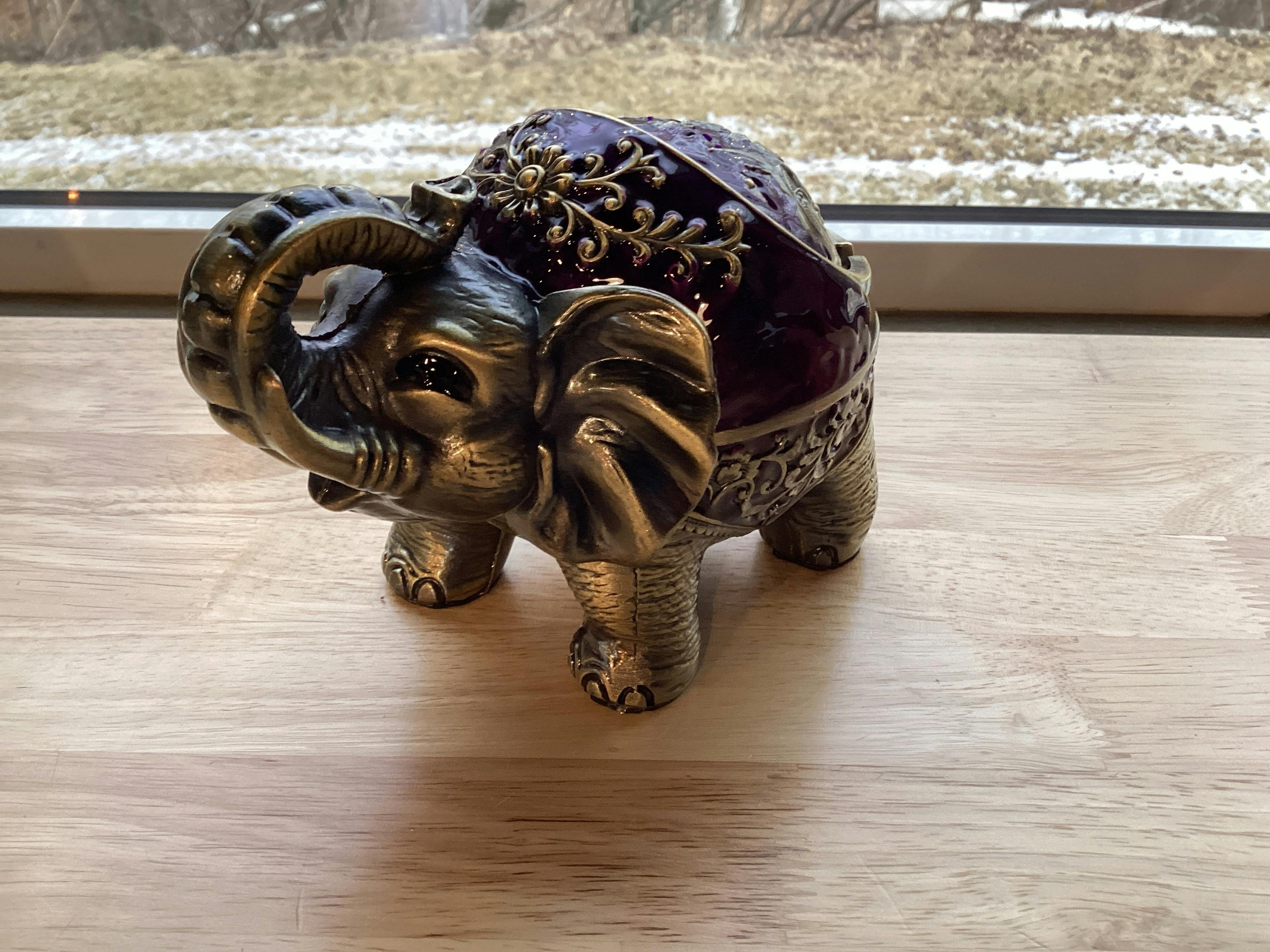 Windproof Ashtray | Elephant