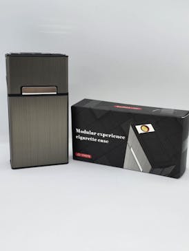Joint Case With Built-In Lighter