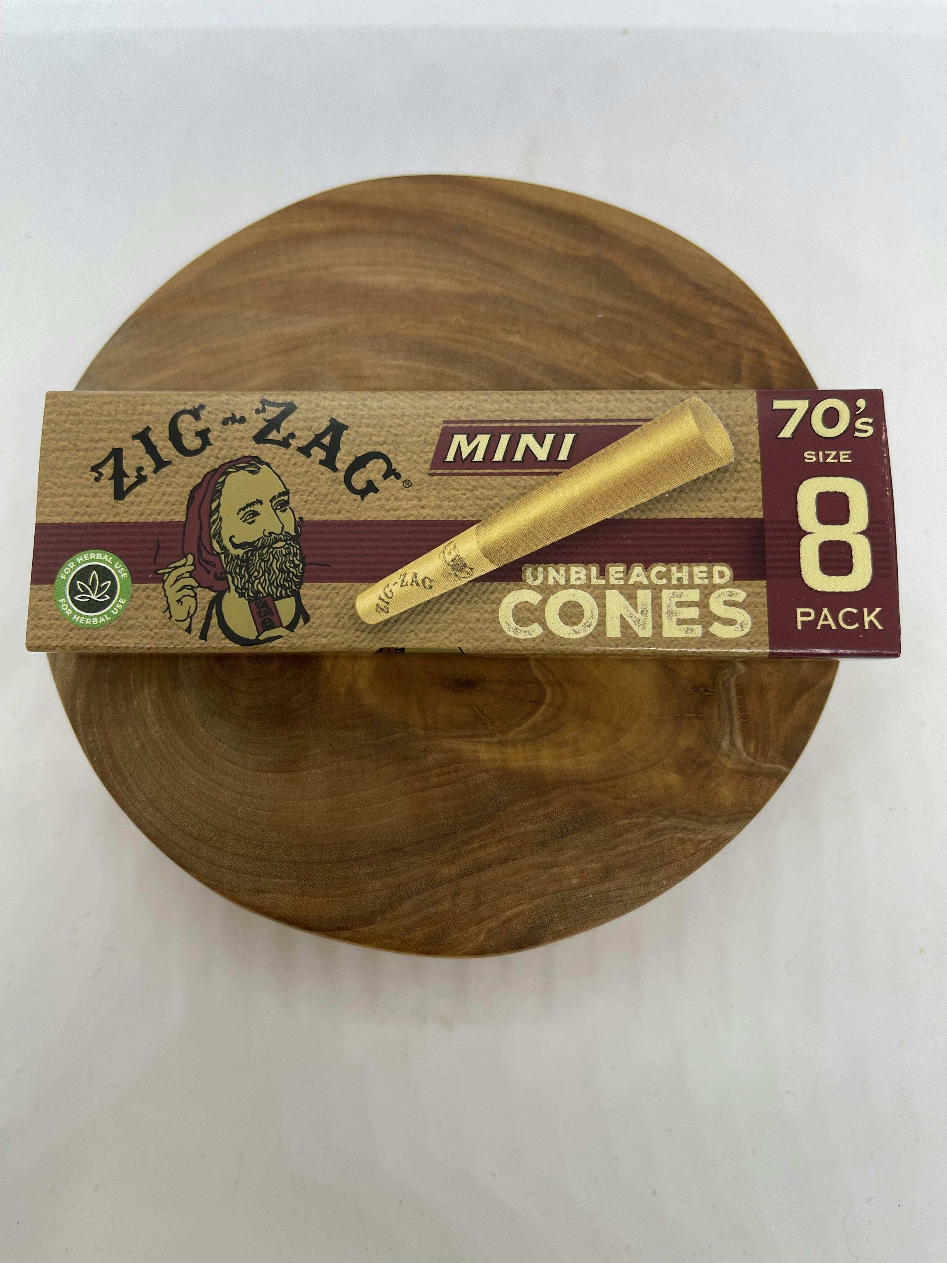 Zig Zag Unbleached Mini Cones | 8pk