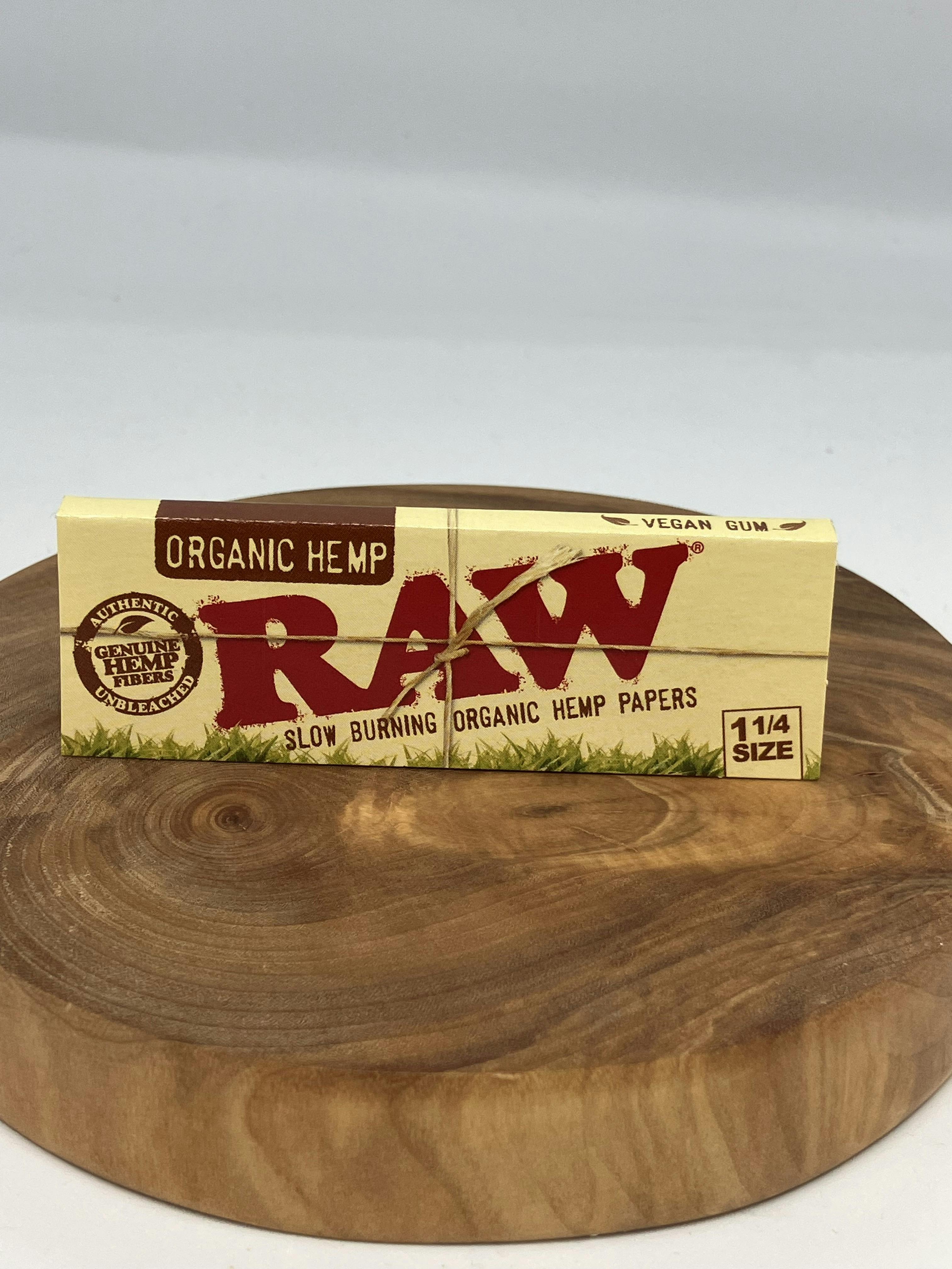 Raw Organic Hemp Rolling Papers 1 1/4 (50 leaves)