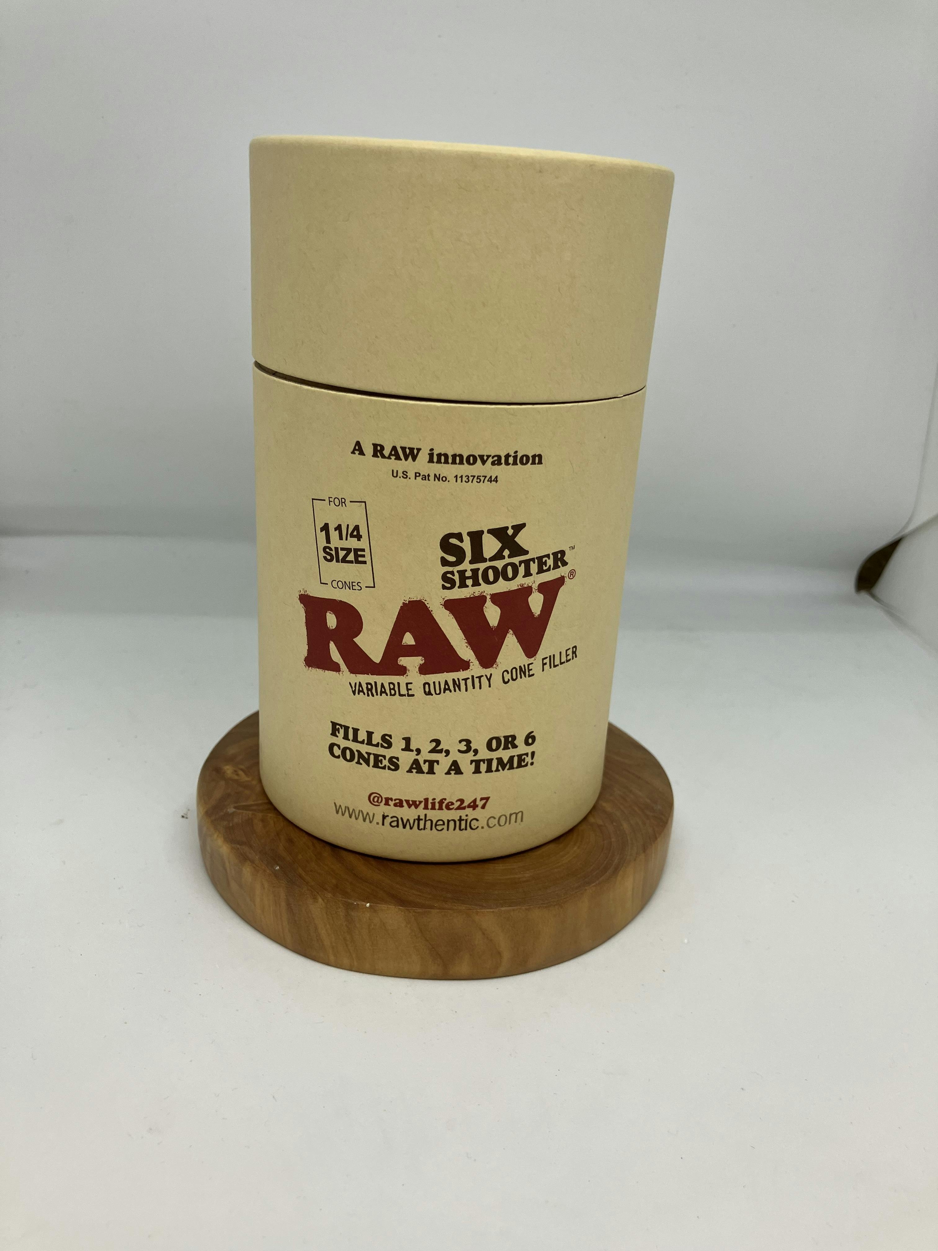 RAW Six Shooter 1 1/4 Size