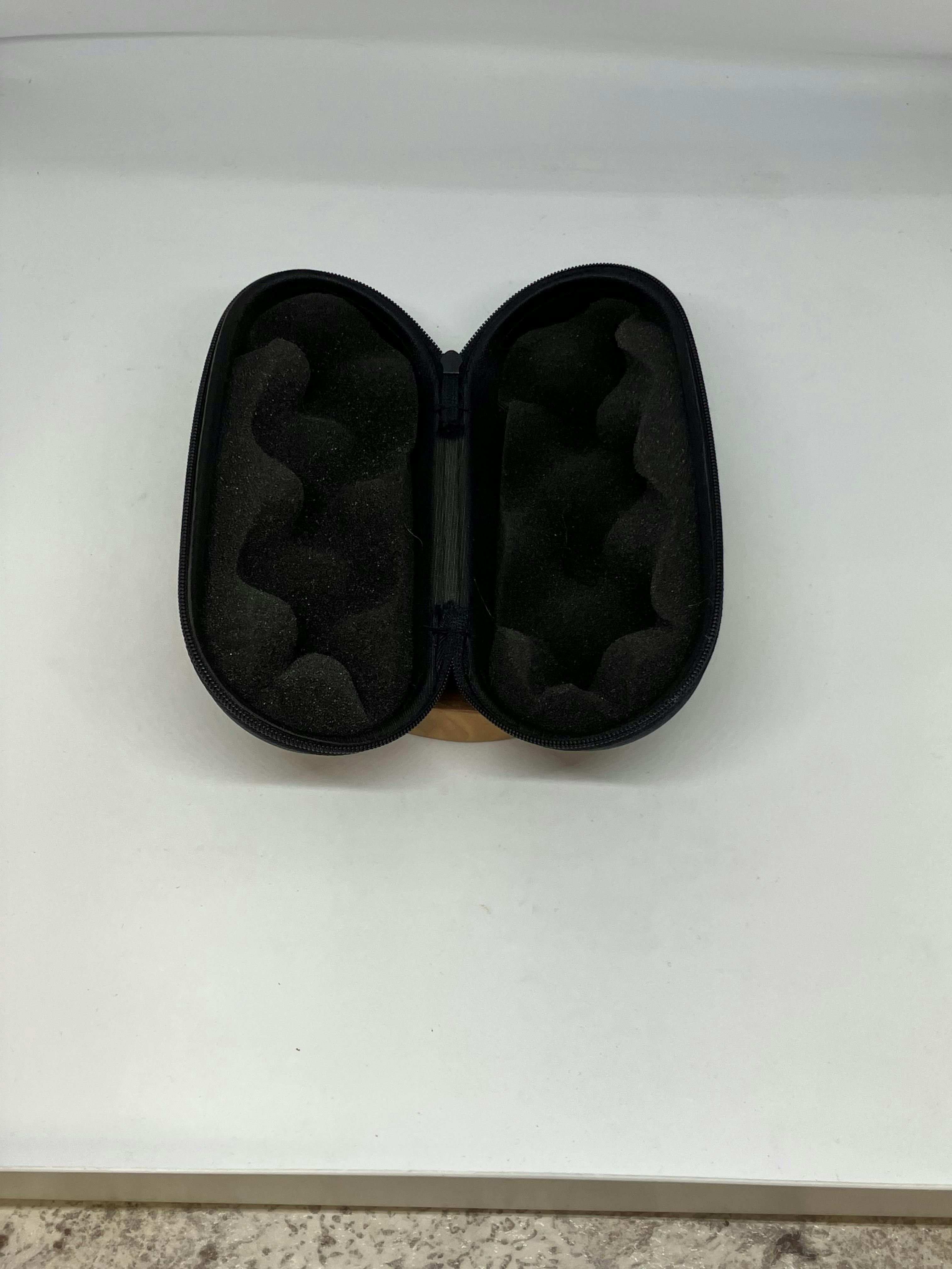 Pipe Case Medium