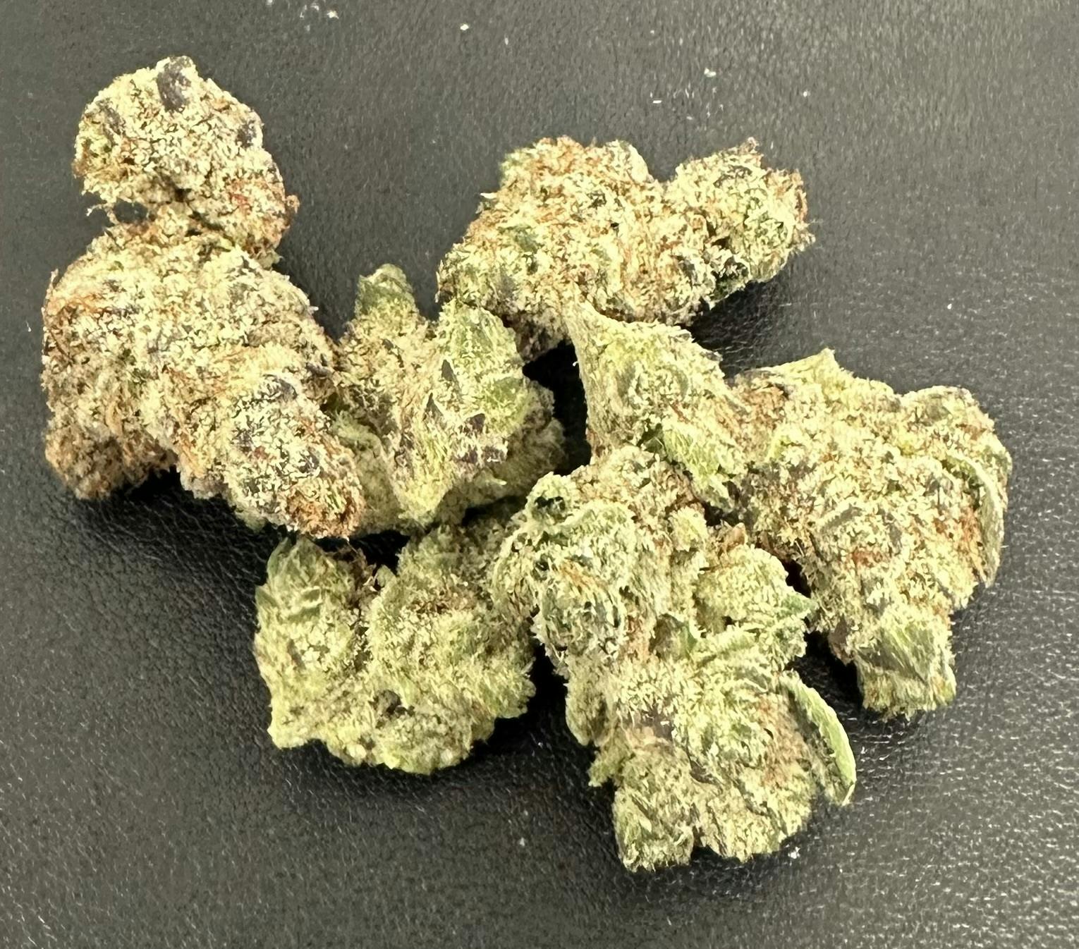 SnowCapped | Cookies n Chem Flower | 7g TIN