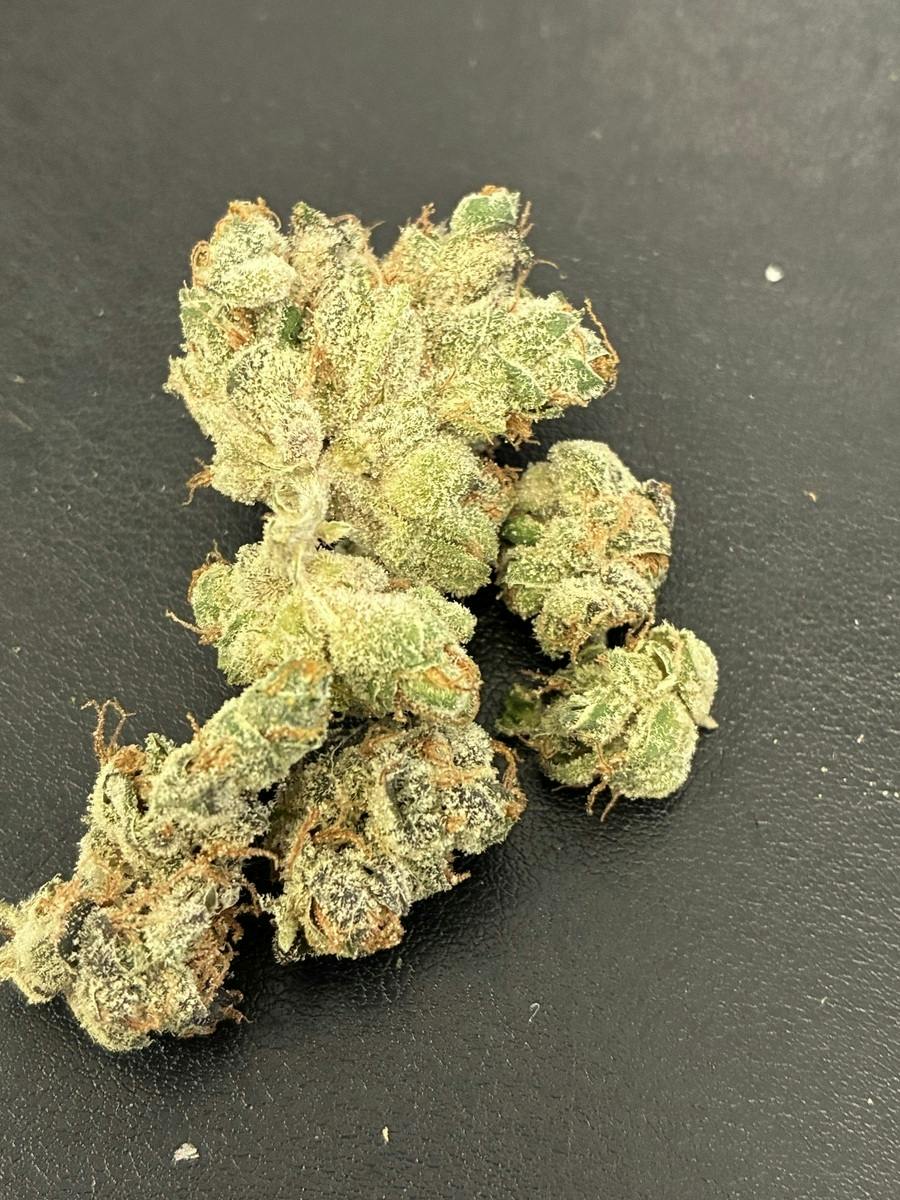 Snowcapped | GMO Flower | 3.5g