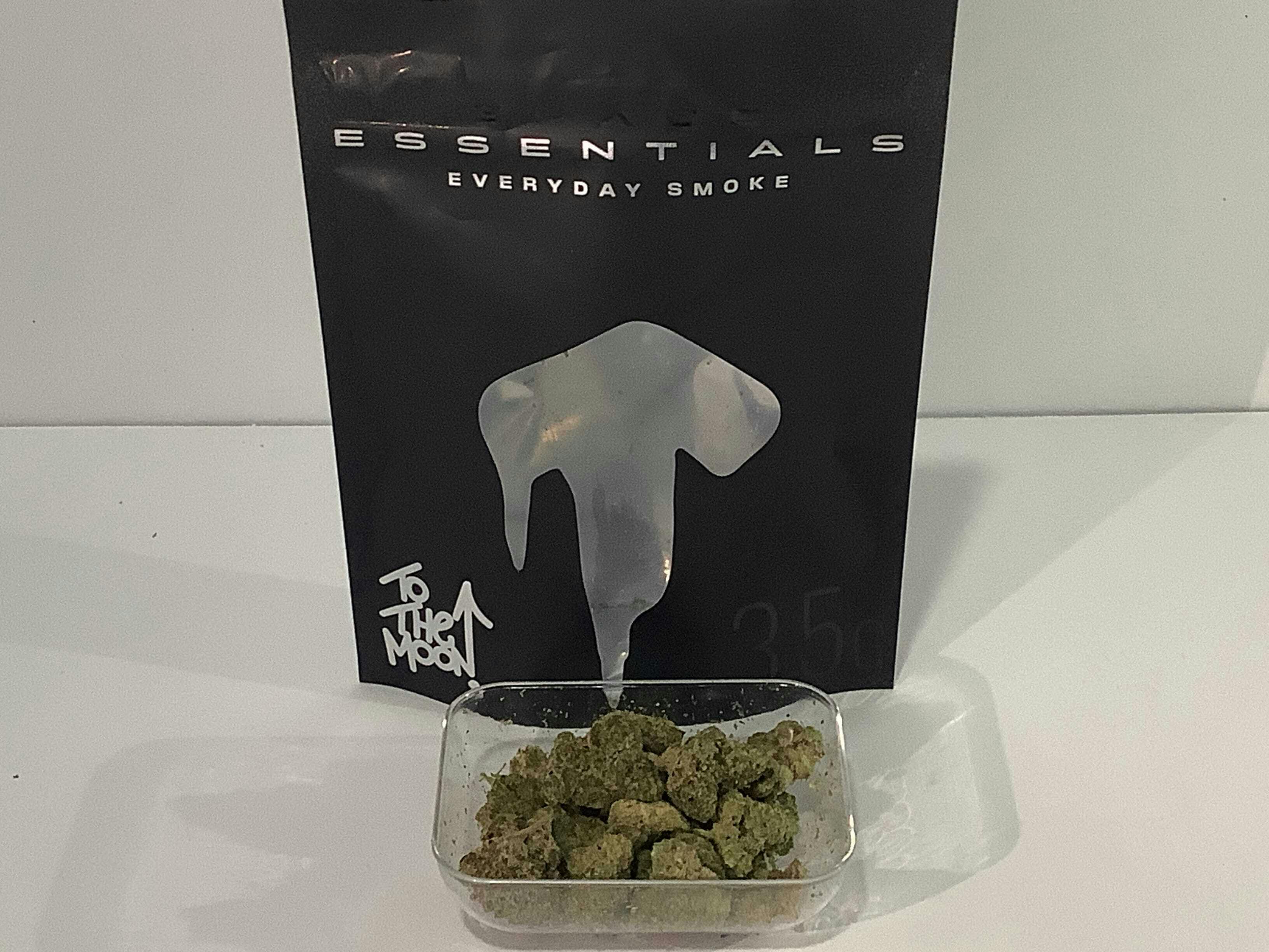 To The Moon - Flower 3.5g - Essentials - Birthday Cake