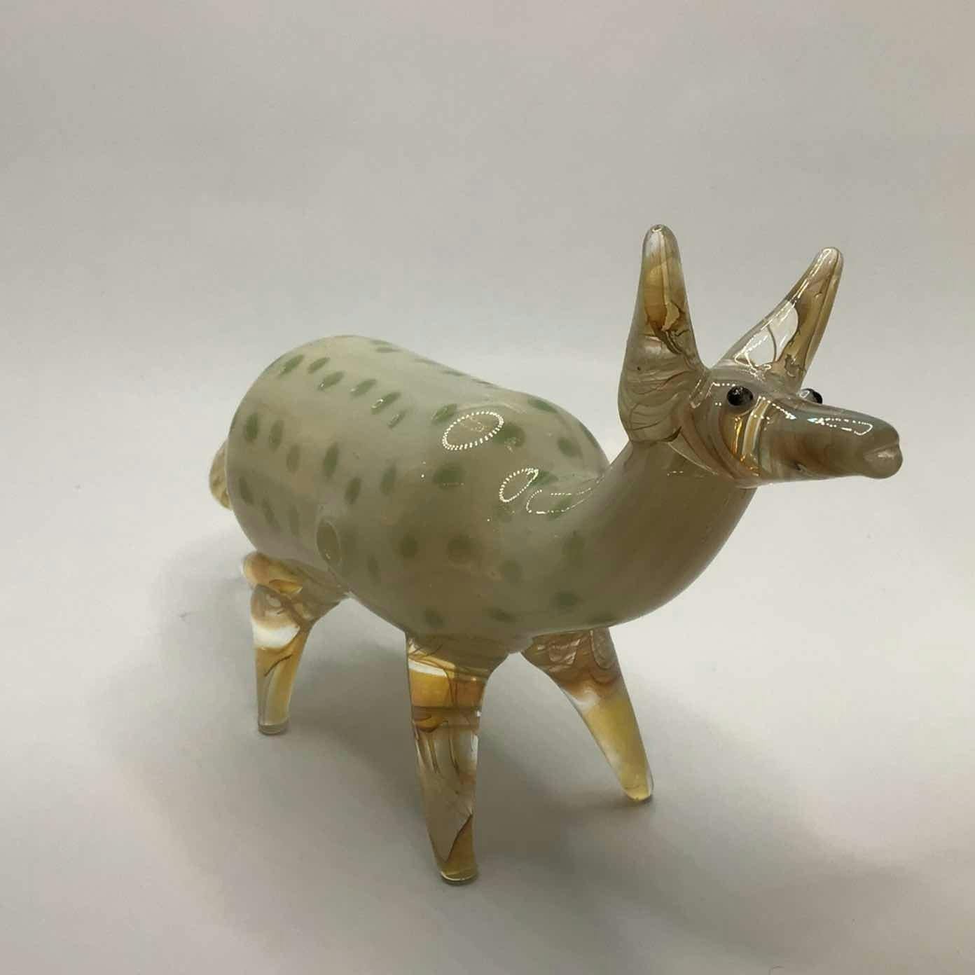 SILVER FUMED GLASS DEER PIPE