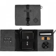 REVELRY TRI-FOLD ROLLING KIT